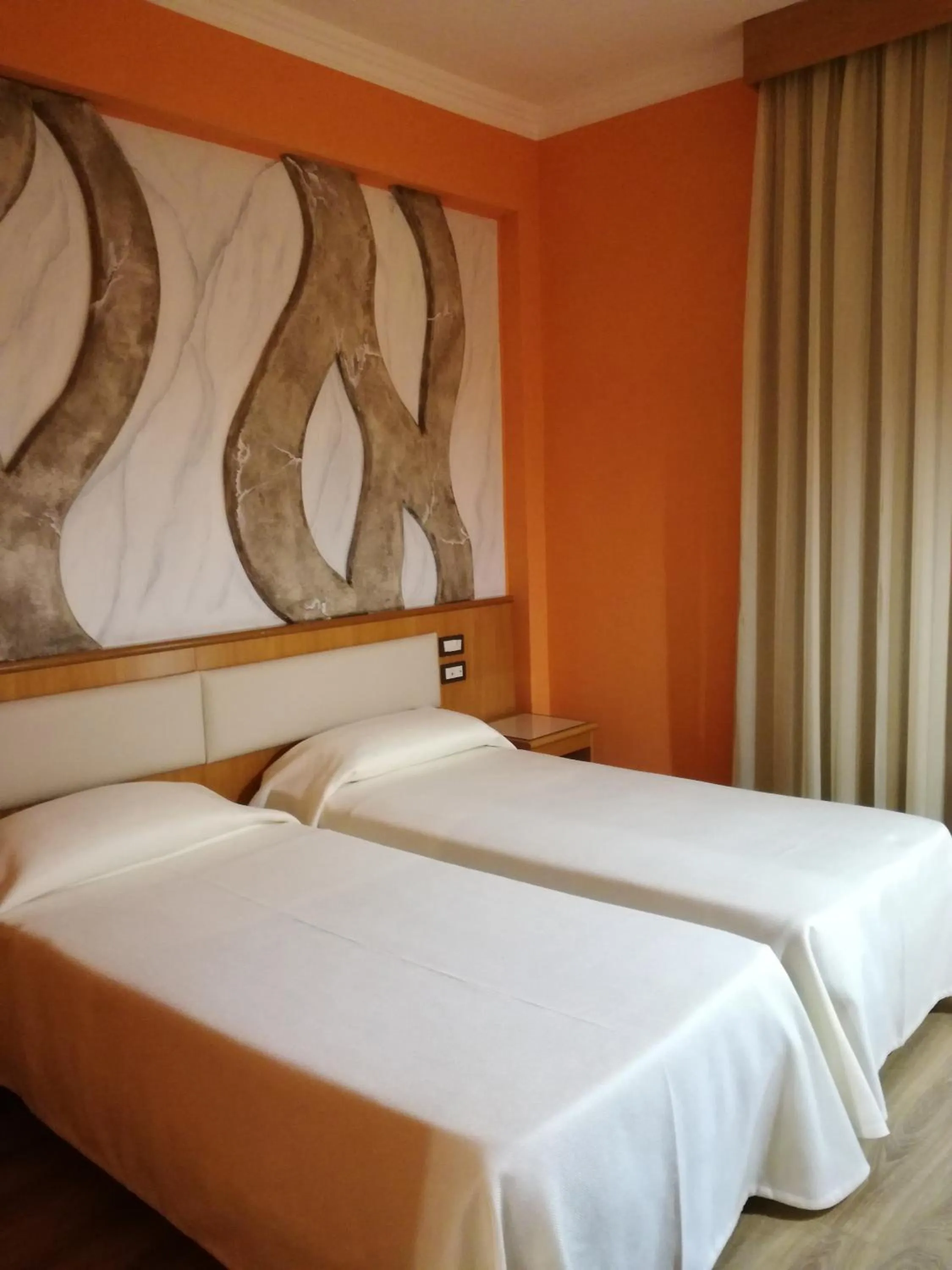 Twin Room in FILIPPONE HOTEL&RISTORANTE