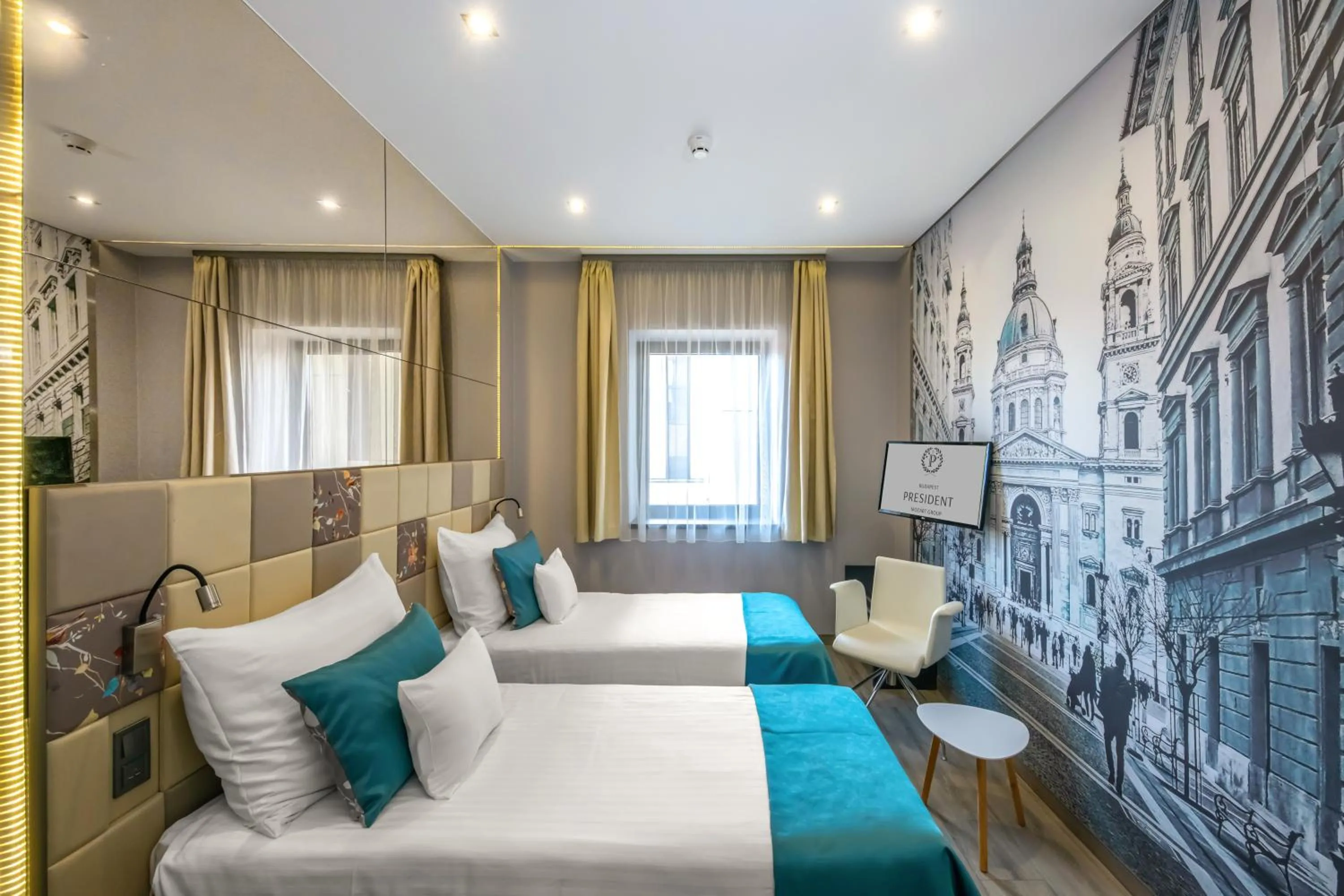 Deluxe Twin Room in Hotel President