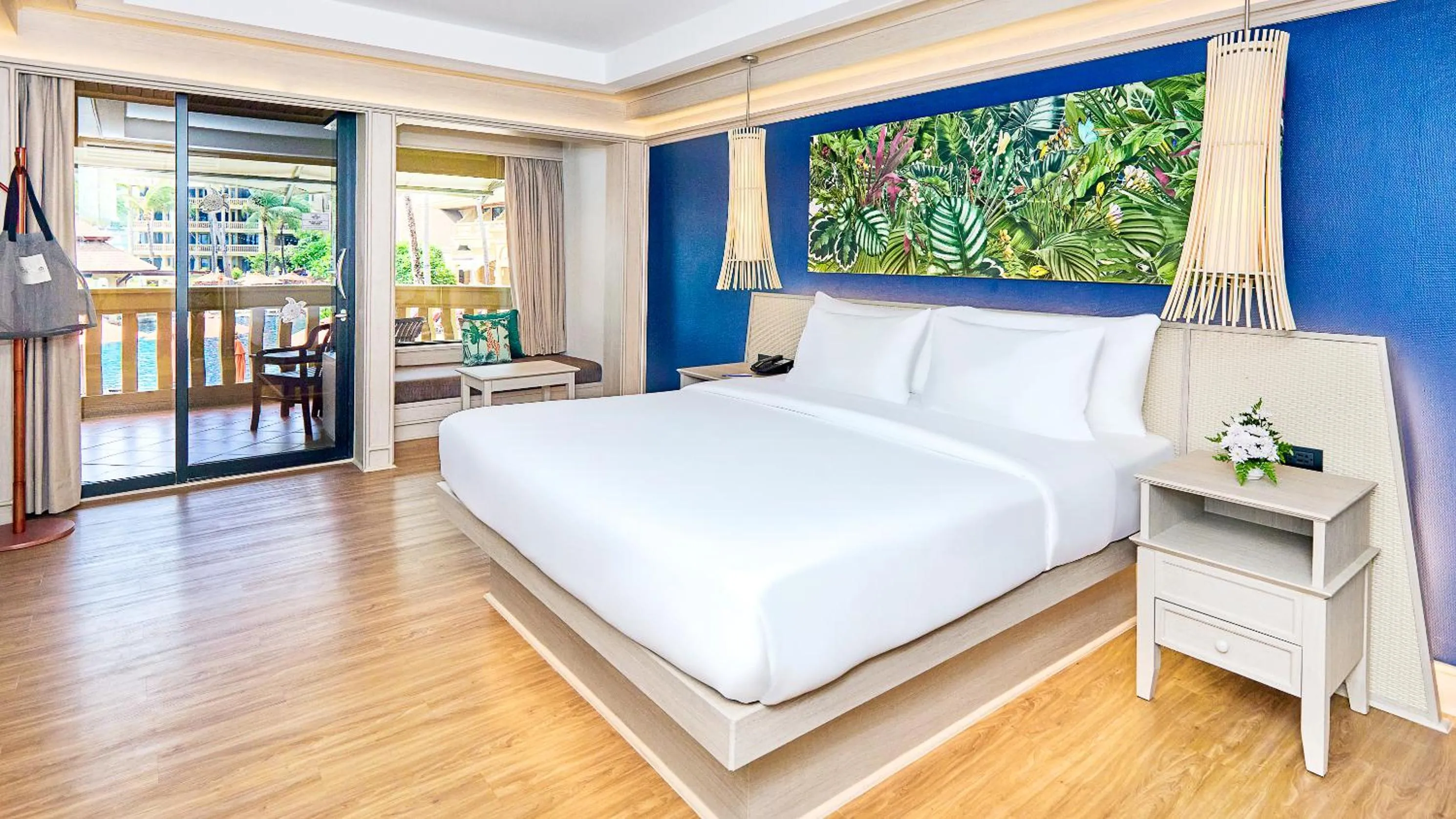 Deluxe Poolview in Beyond Kata