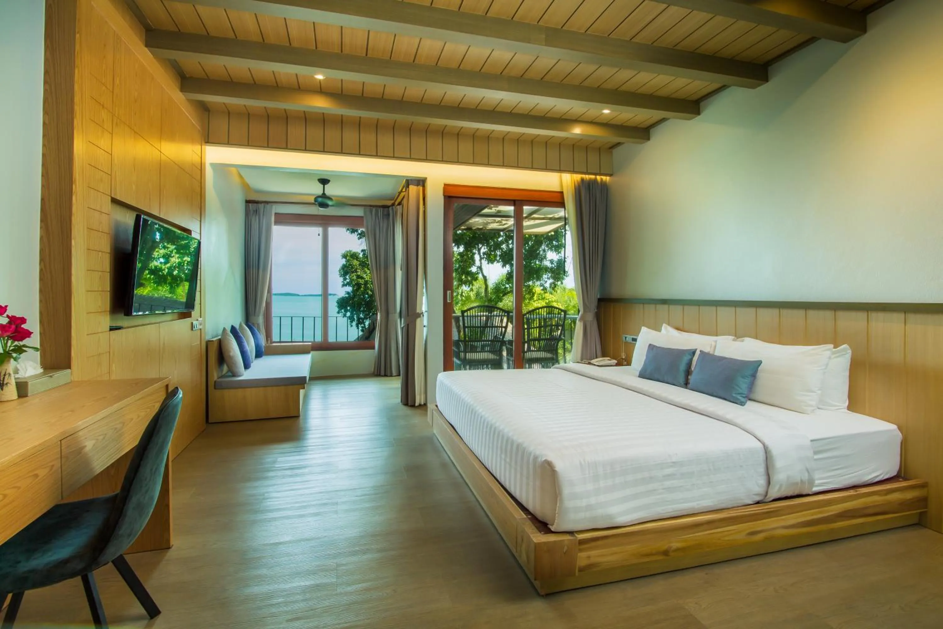 Deluxe Double Room with Balcony in Coral Cliff Beach Resort Samui - SHA Plus