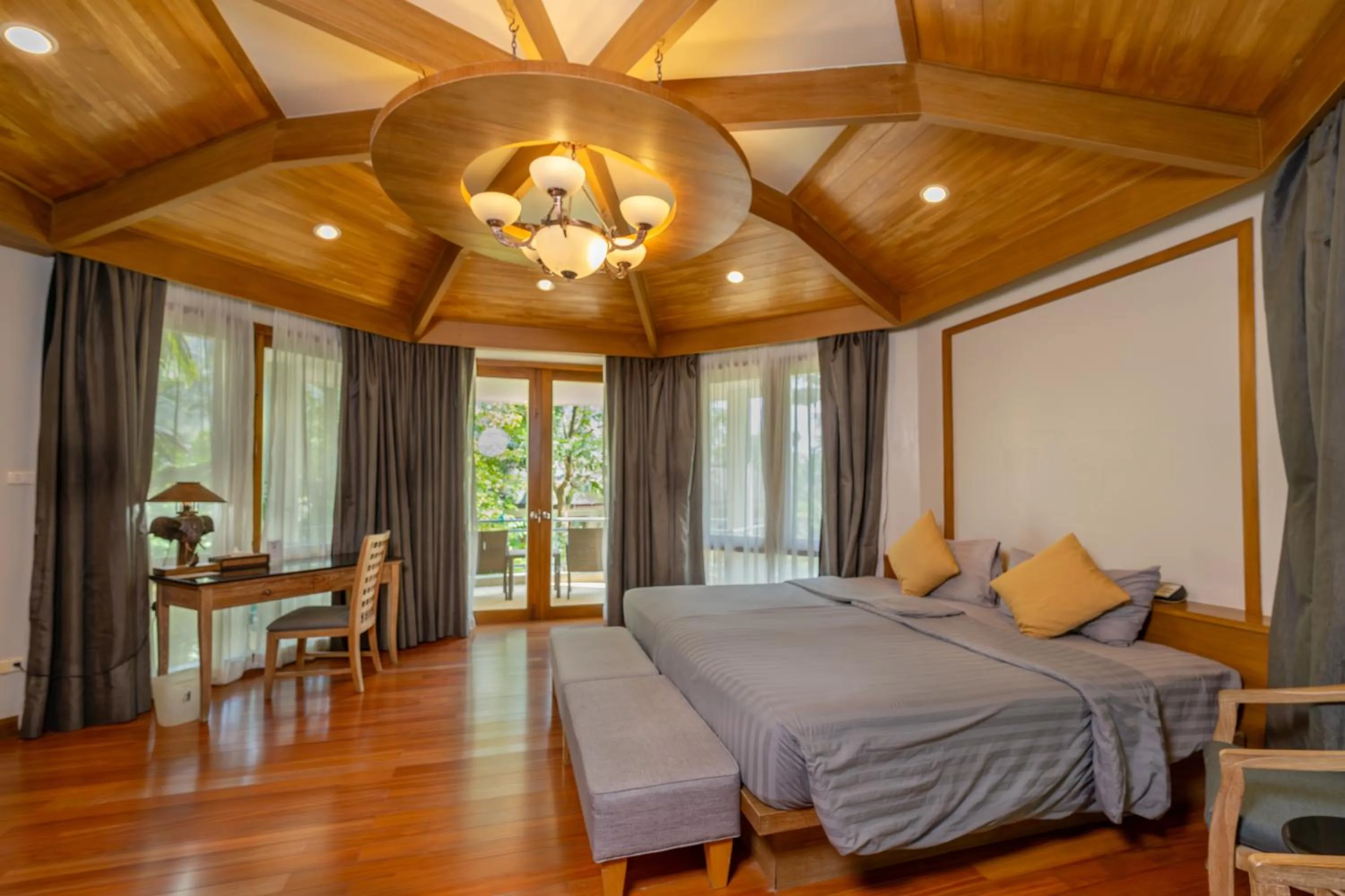Luxury Grand Room in Krabi Resort