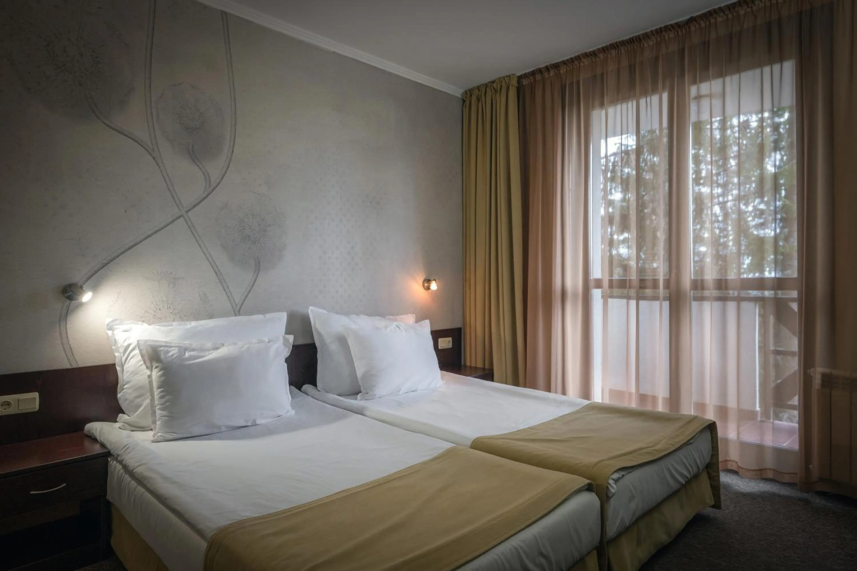 Twin Room in Snezhanka Hotel Pamporovo - Half Board & Swimming pool