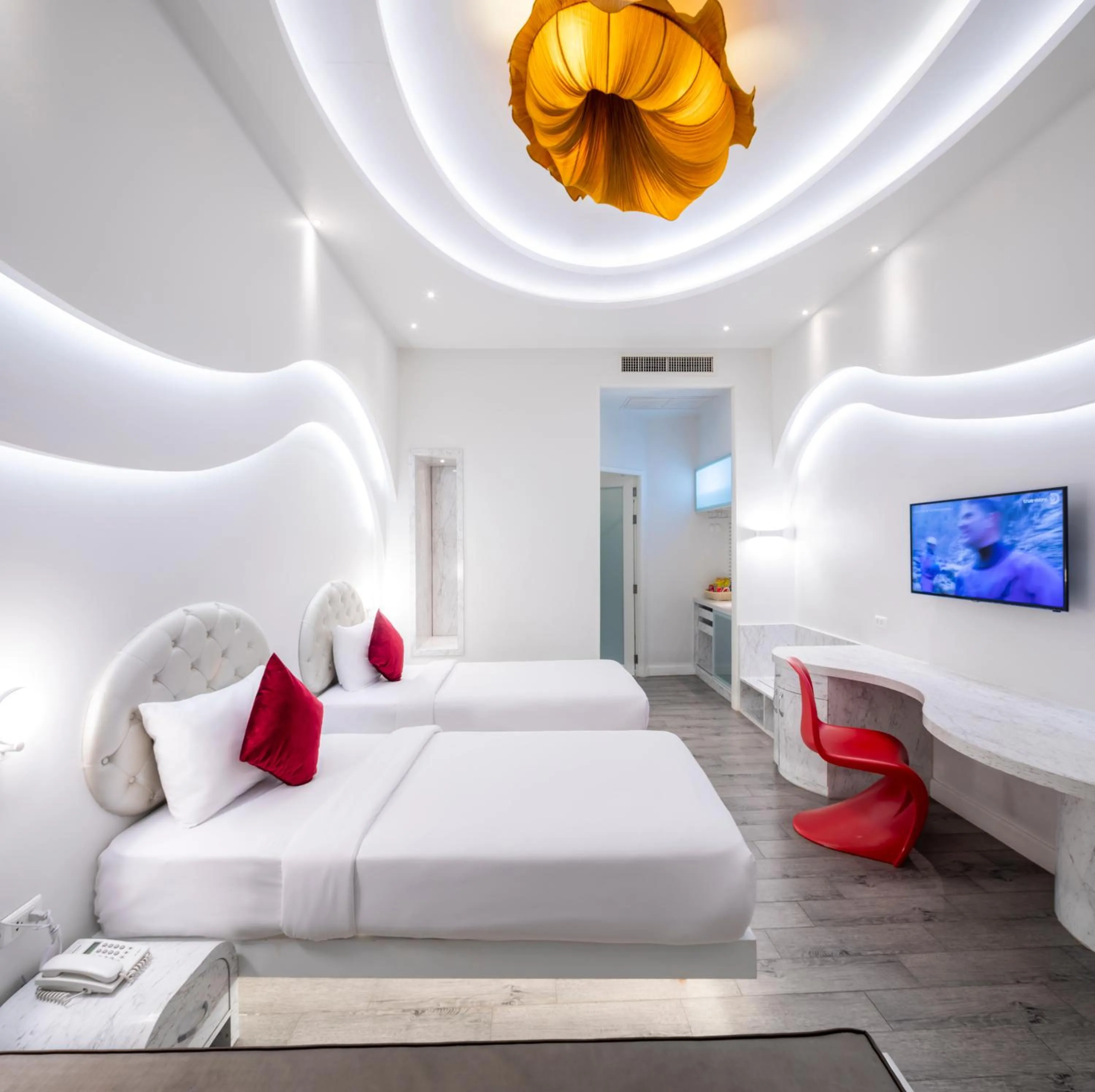 Deluxe Twin Room in Avatara Resort