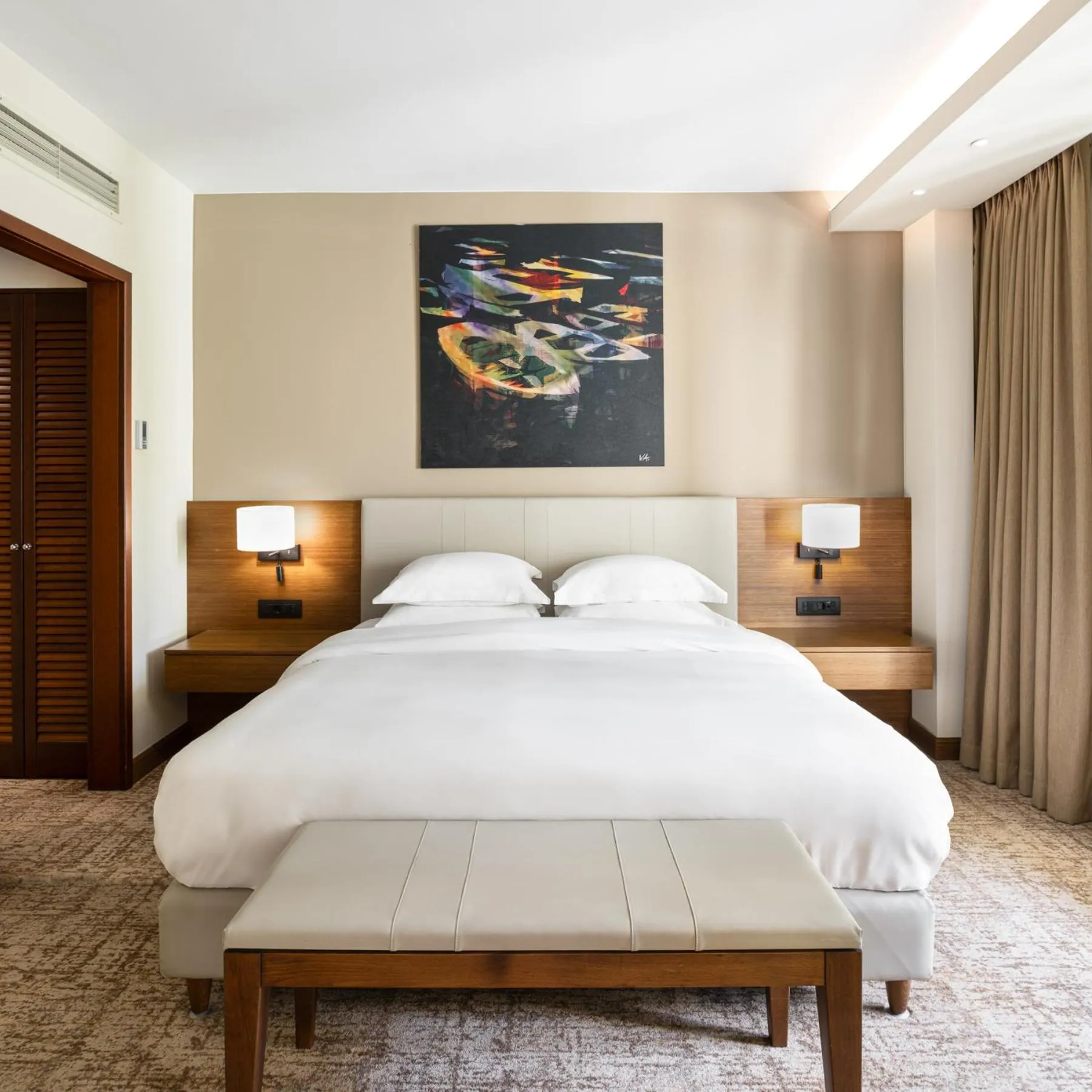 Deluxe King Room with Pool View - Club Access in Hyatt Regency Thessaloniki