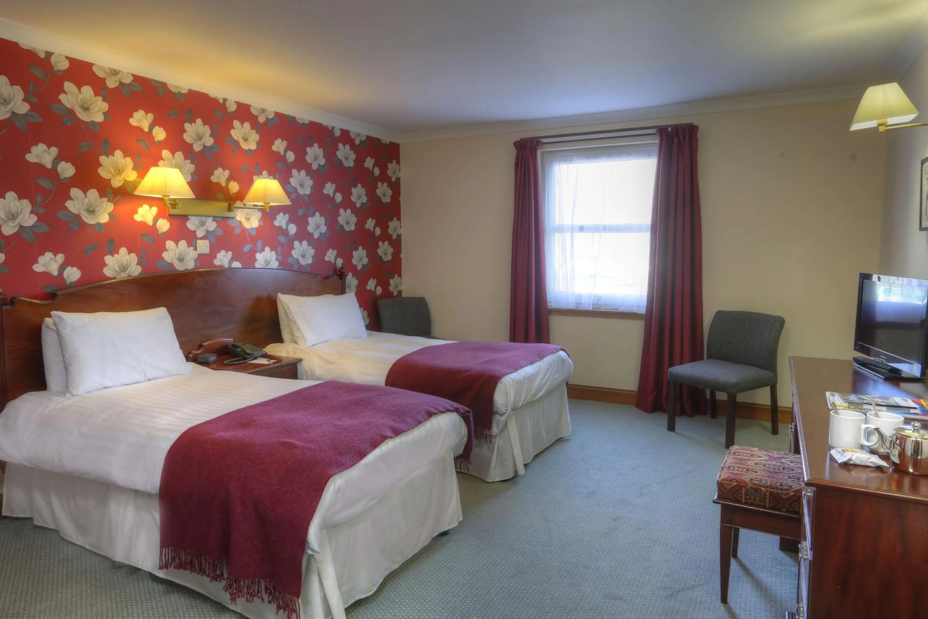 Standard Twin Room in BEST WESTERN The Crianlarich Hotel