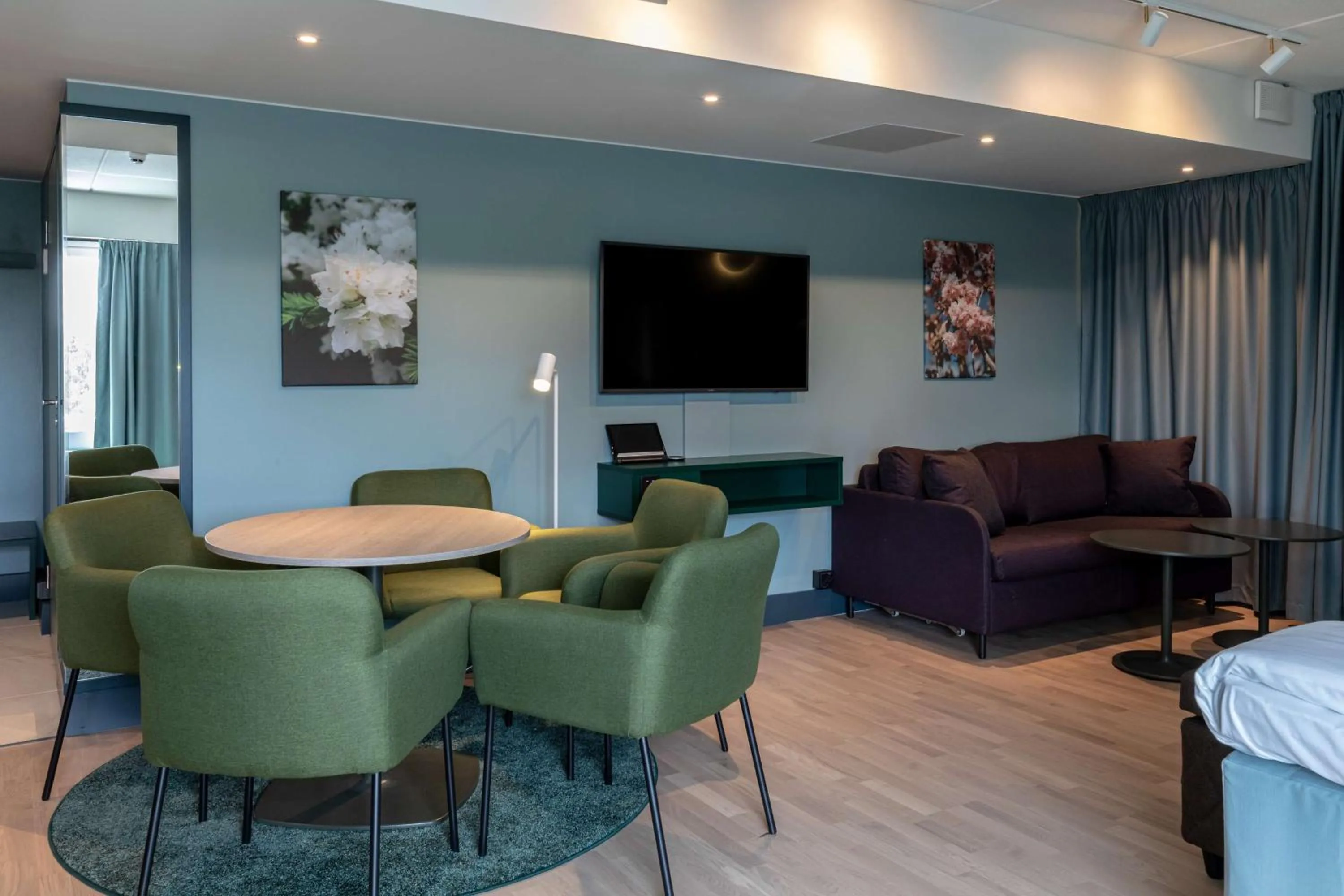 Junior Suite in Scandic Eden Nokia