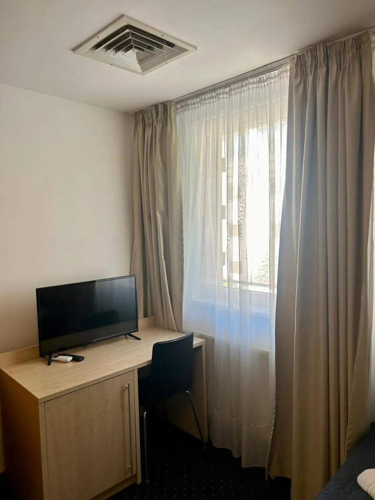 Standard Double Room in Hotel Pacific