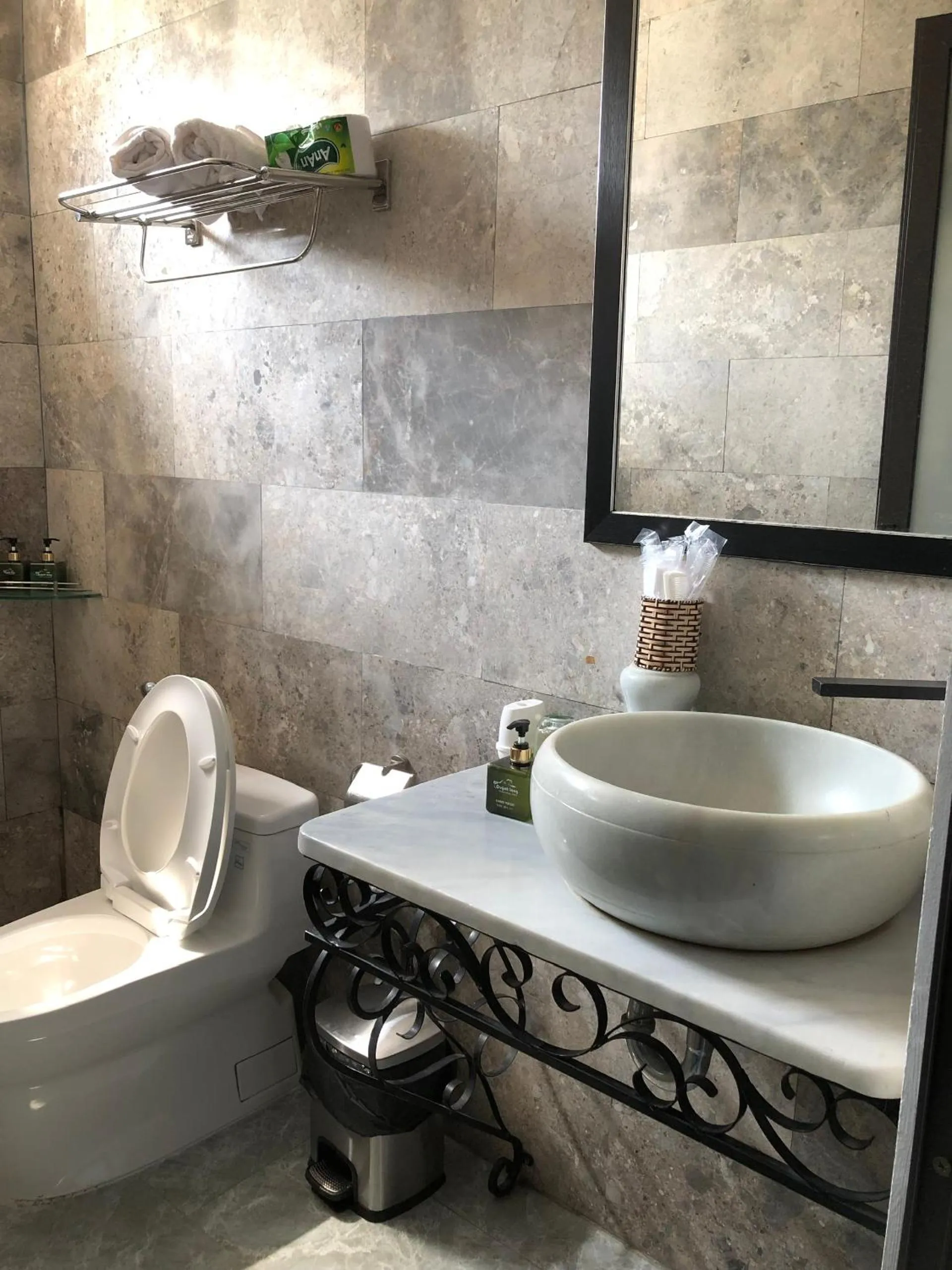 Deluxe Double Room with Balcony in Quynh Long Villa