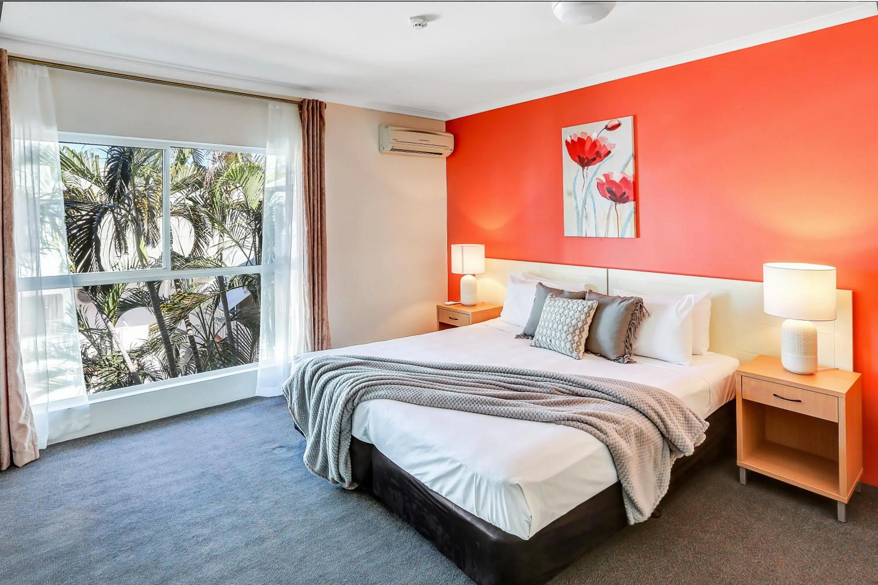 Suite in Coral Tree Inn