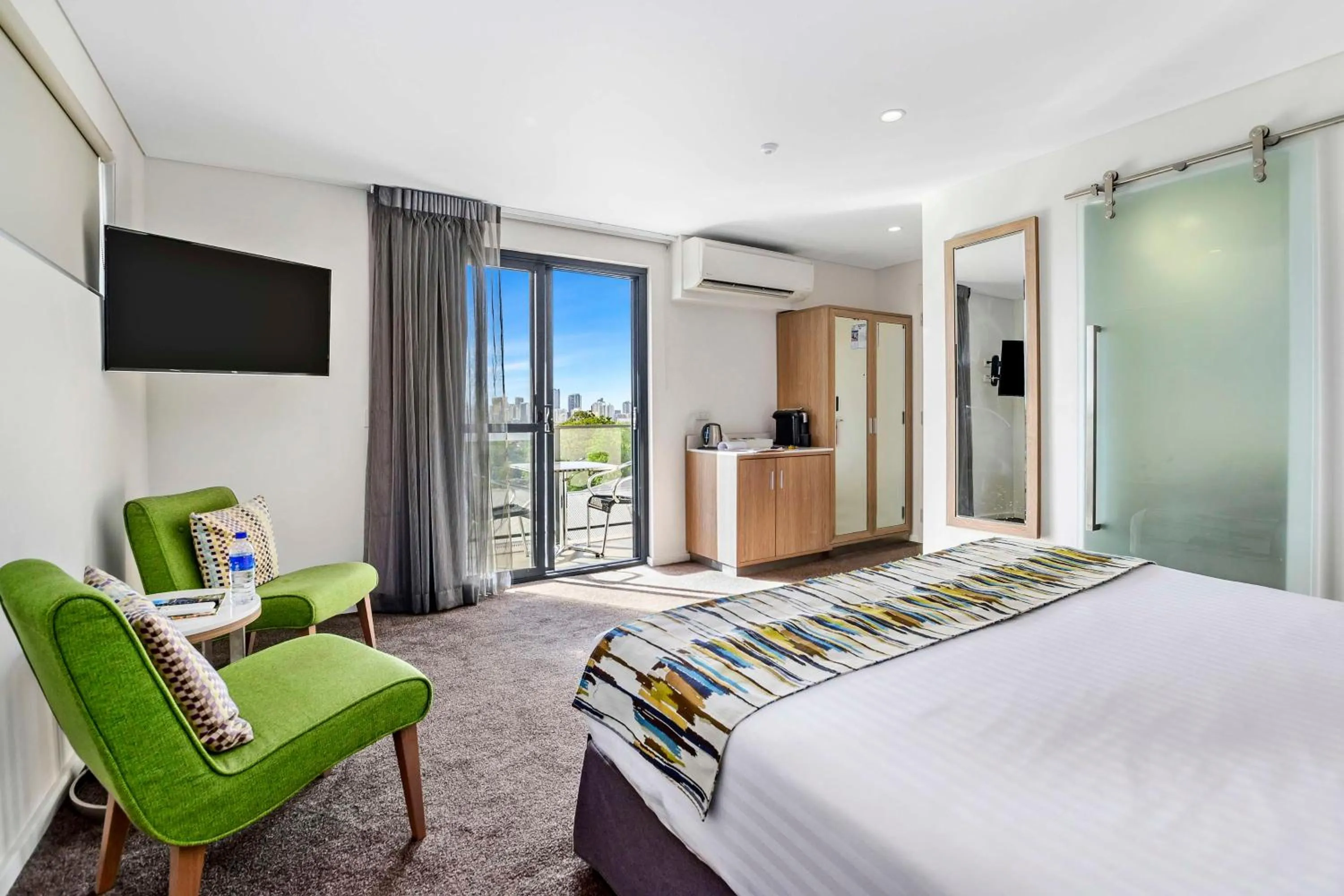Executive Room in Metro Hotel Perth