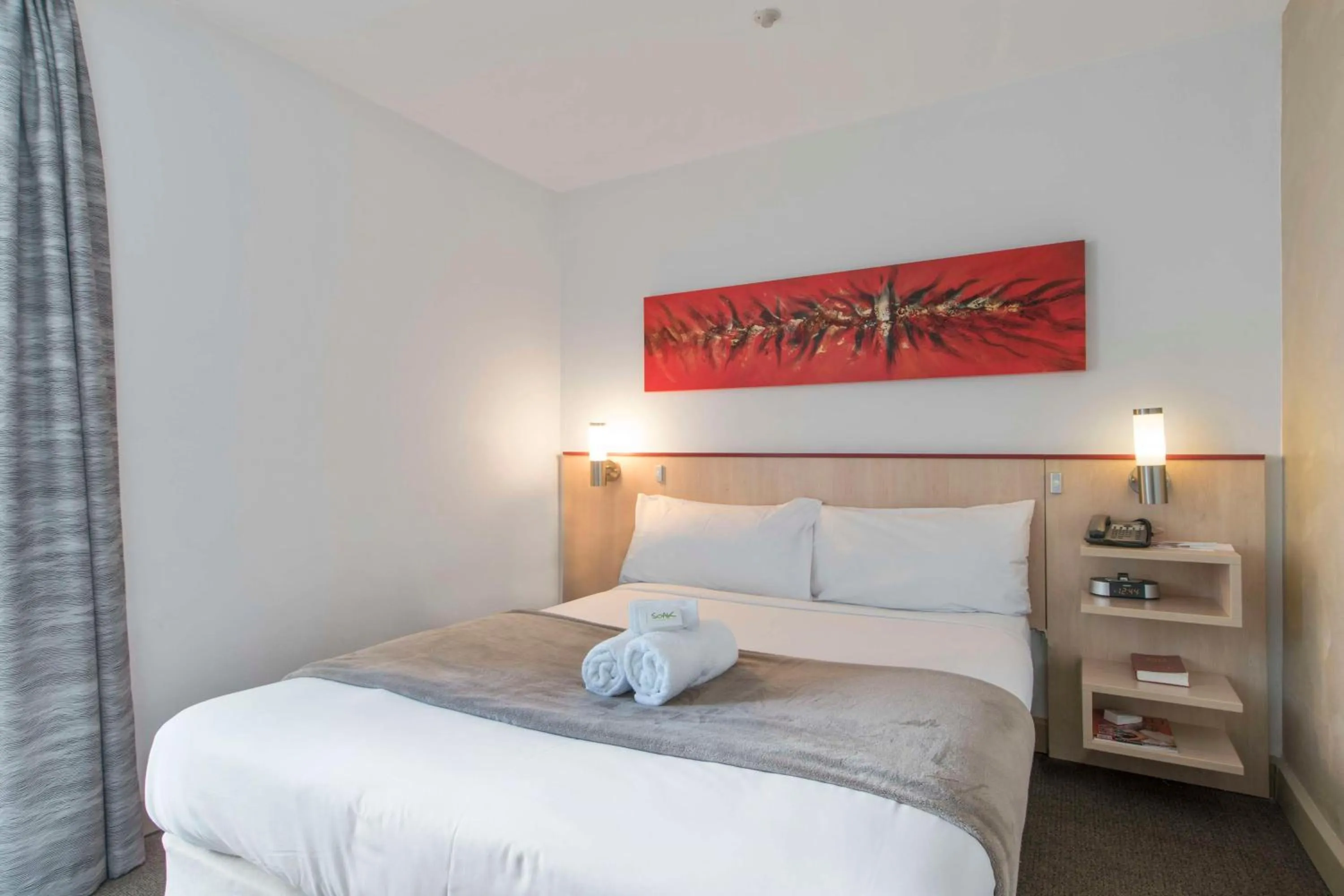 Economy Double Room in Metro Hotel Perth