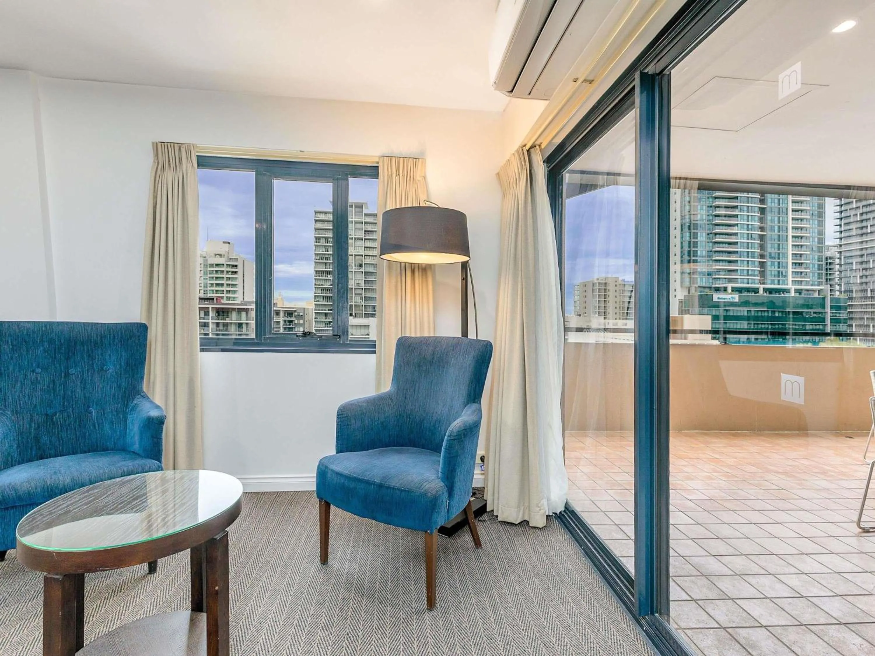 One-Bedroom Apartment in Mantra on Hay Perth