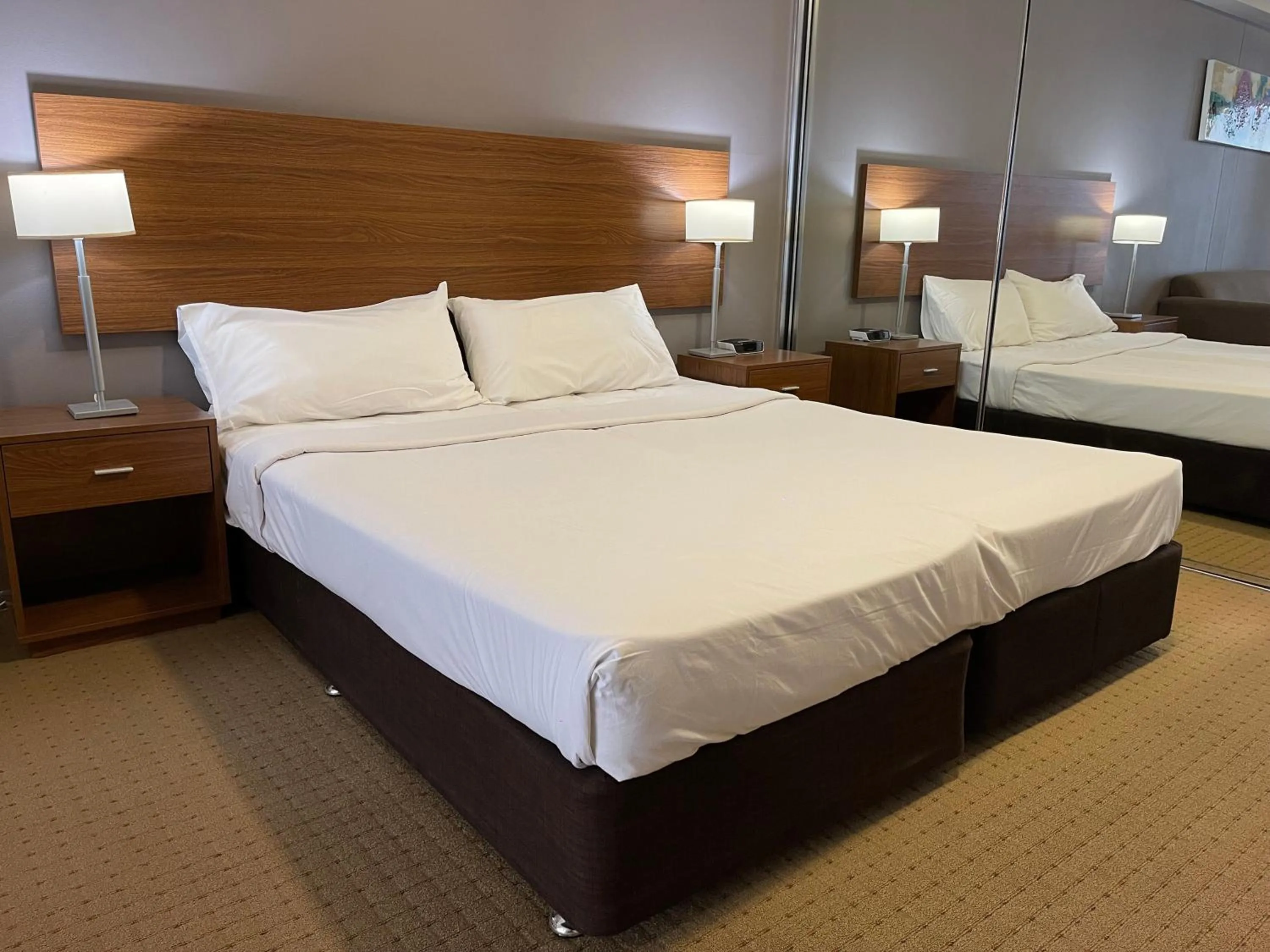 Executive Studio-Daily Housekeeping in APX Darling Harbour