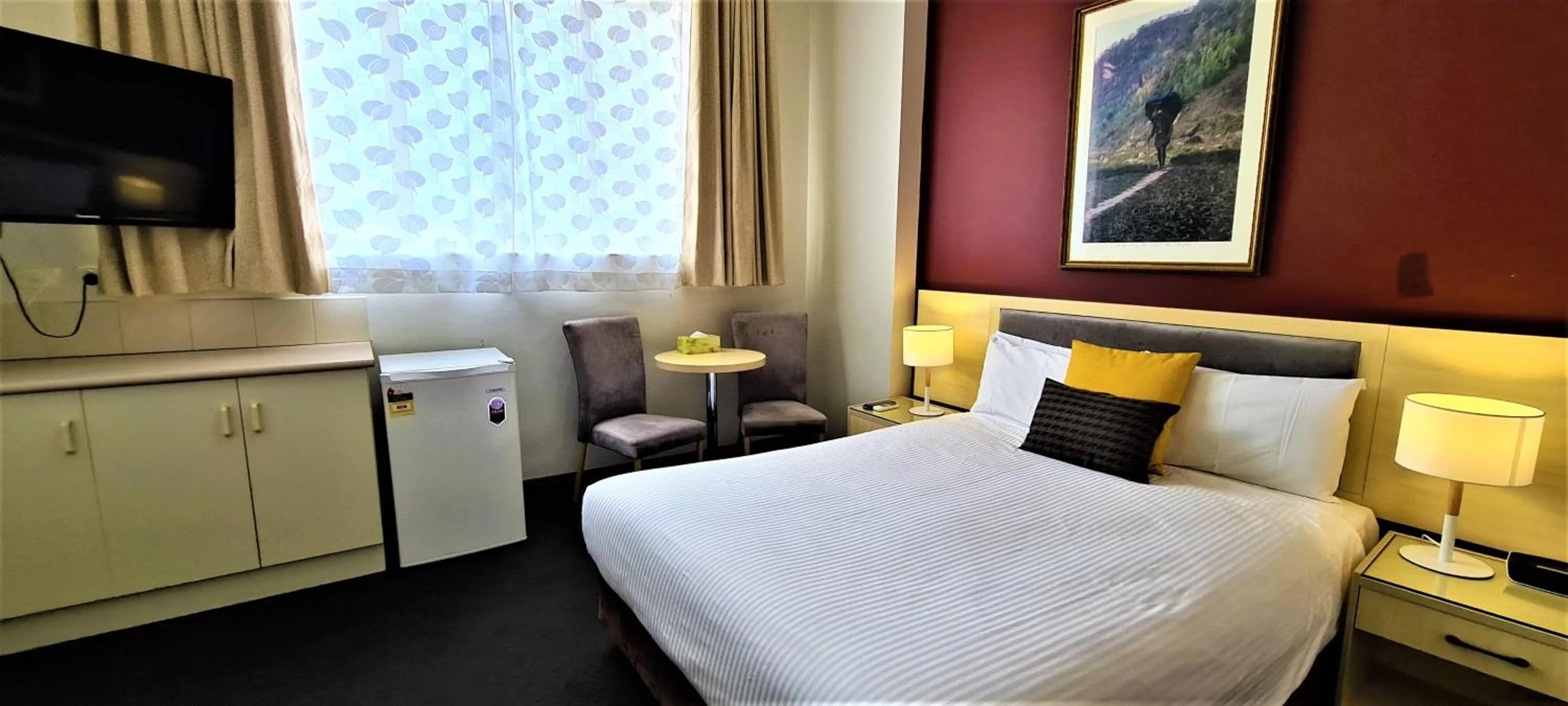 Deluxe Double Room in Brunswick Tower Hotel