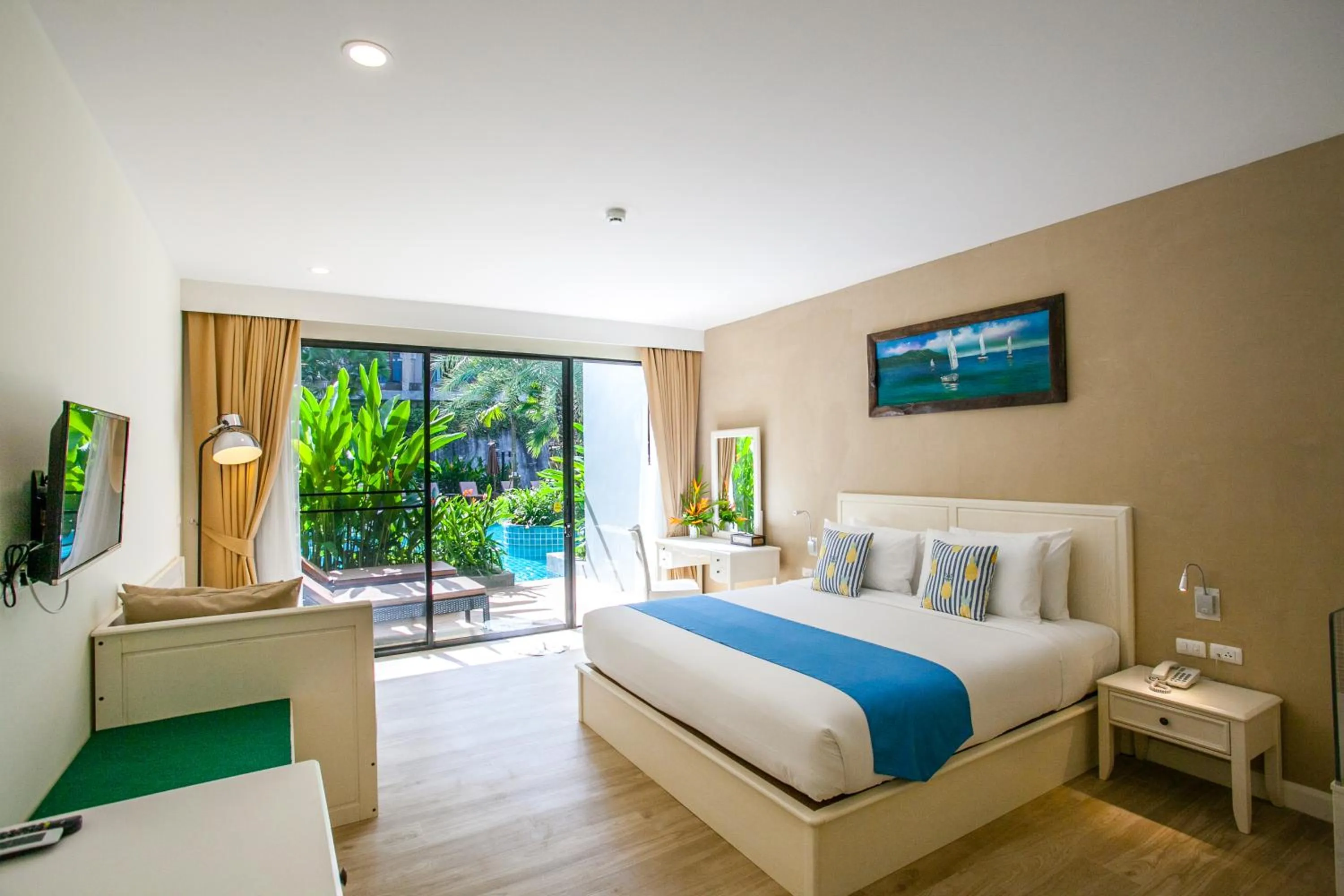 Junior Suite Pool Access Mountain View in Hula Hula Resort, Ao Nang