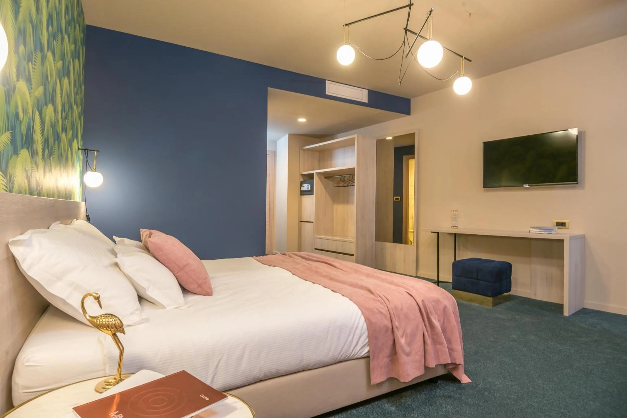 Superior Double or Twin Room with Terrace - single occupancy in Priska Med Luxury Rooms