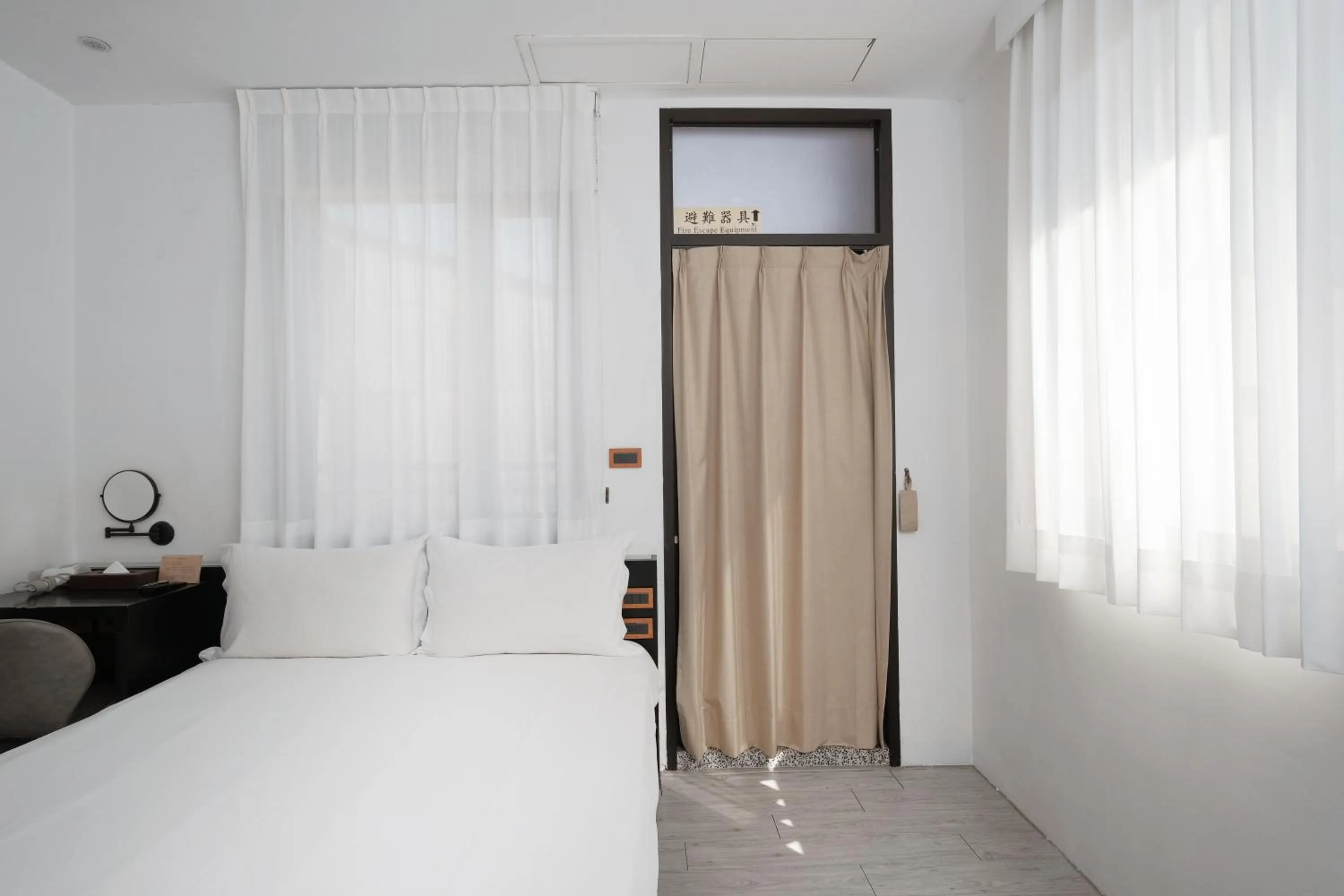 Classic Double Room with Balcony in Journey Hostel