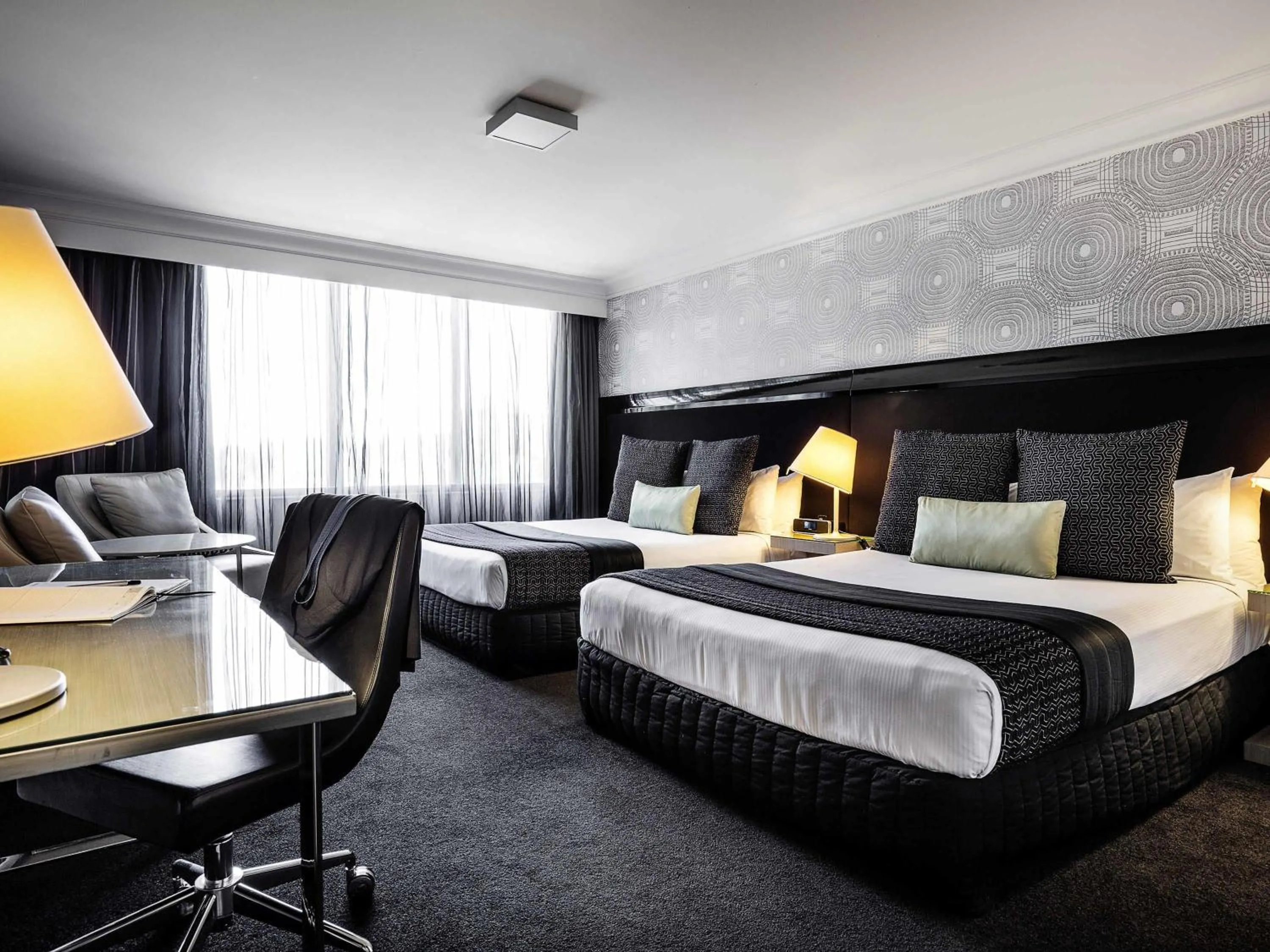 Deluxe Twin Room in Pullman Brisbane King George Square