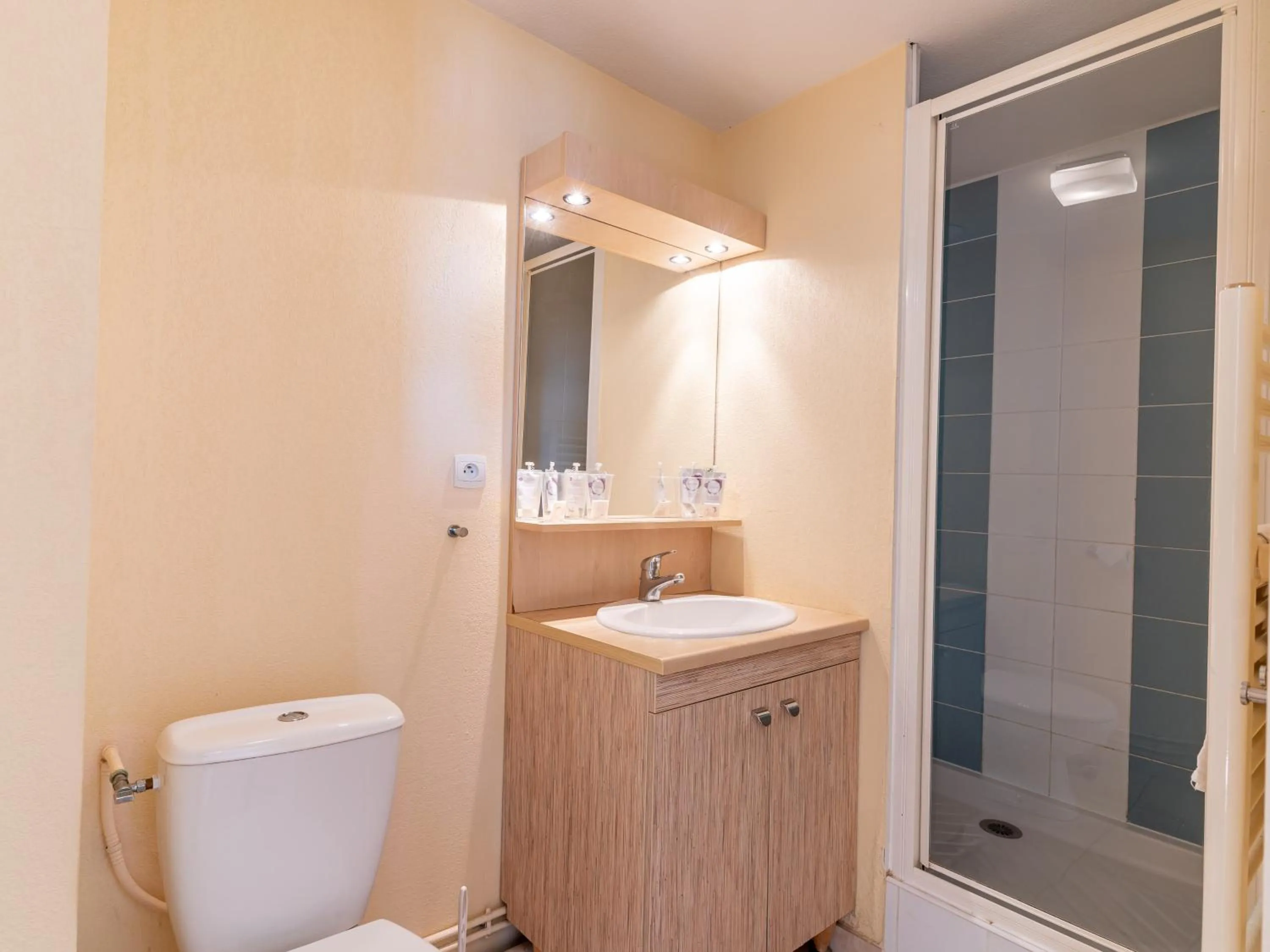 One-Bedroom Apartment (4 people) in Vacancéole - Résidence L'Ile d'Or