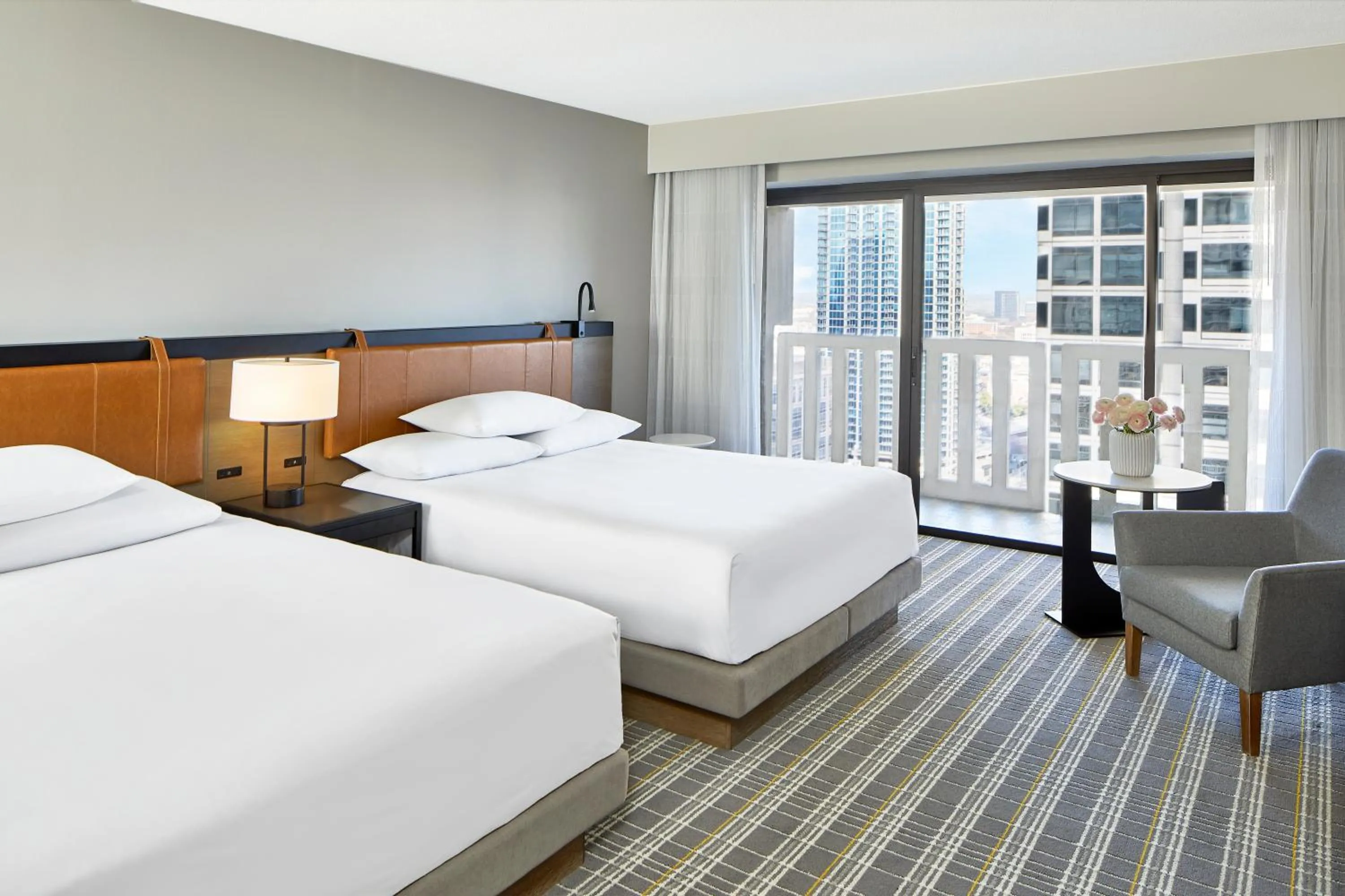Queen Room with Two Queen Beds with Balcony and City View in Hyatt Regency Atlanta