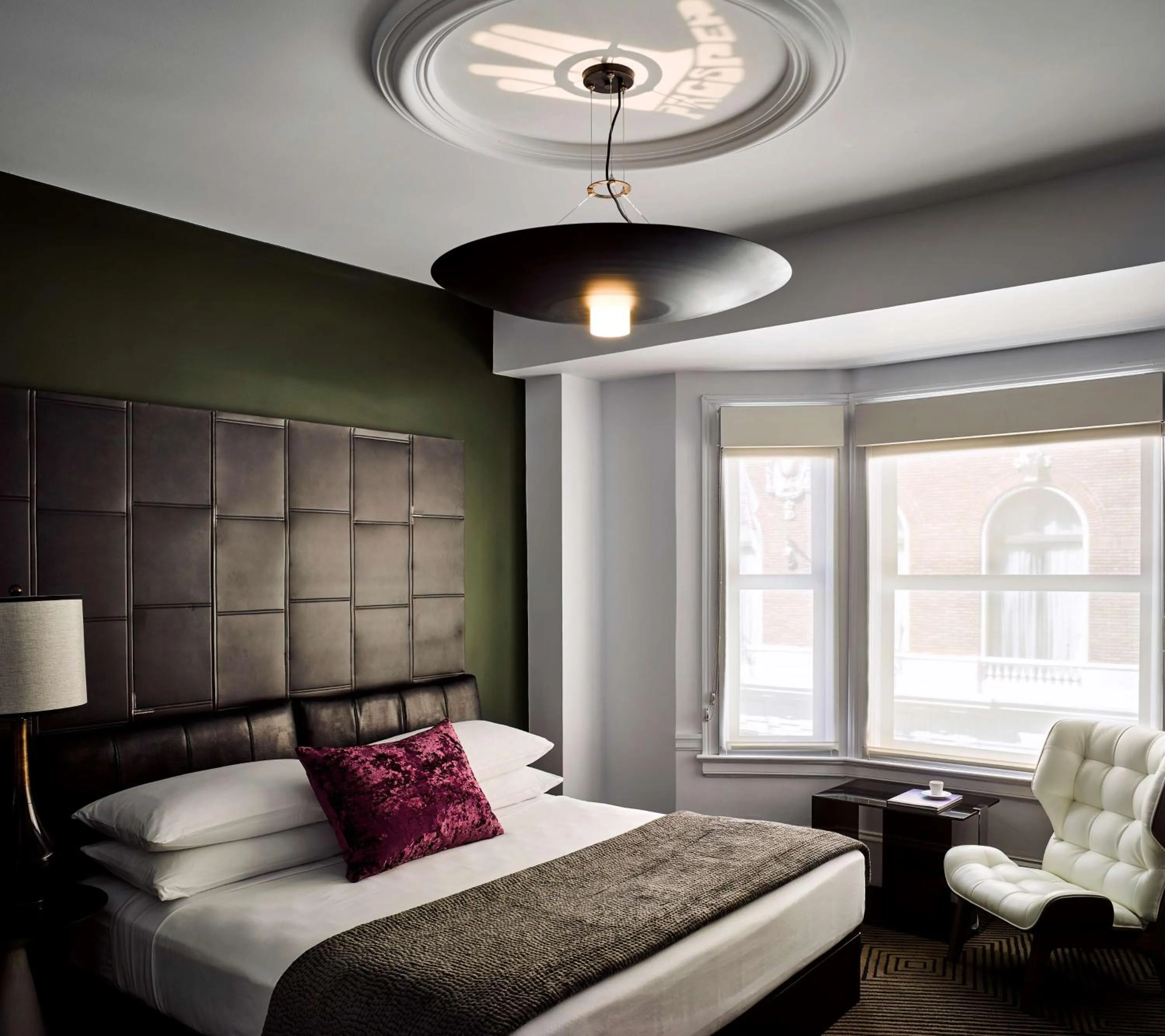 Superior Queen Room - Disability Access in Hotel Zeppelin San Francisco