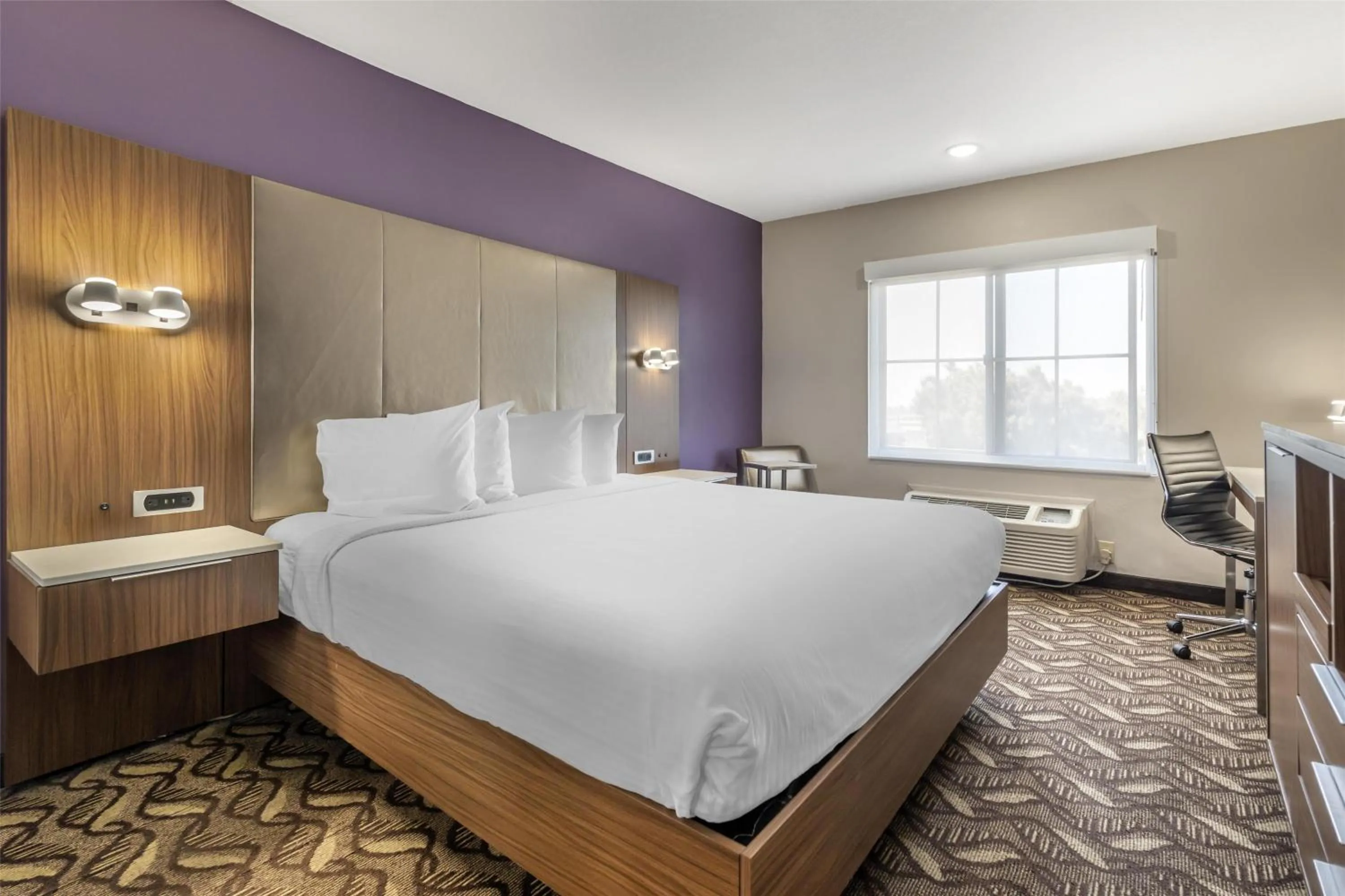 King Room - Disability Access in Best Western Airport Plaza Inn Hotel - Los Angeles LAX