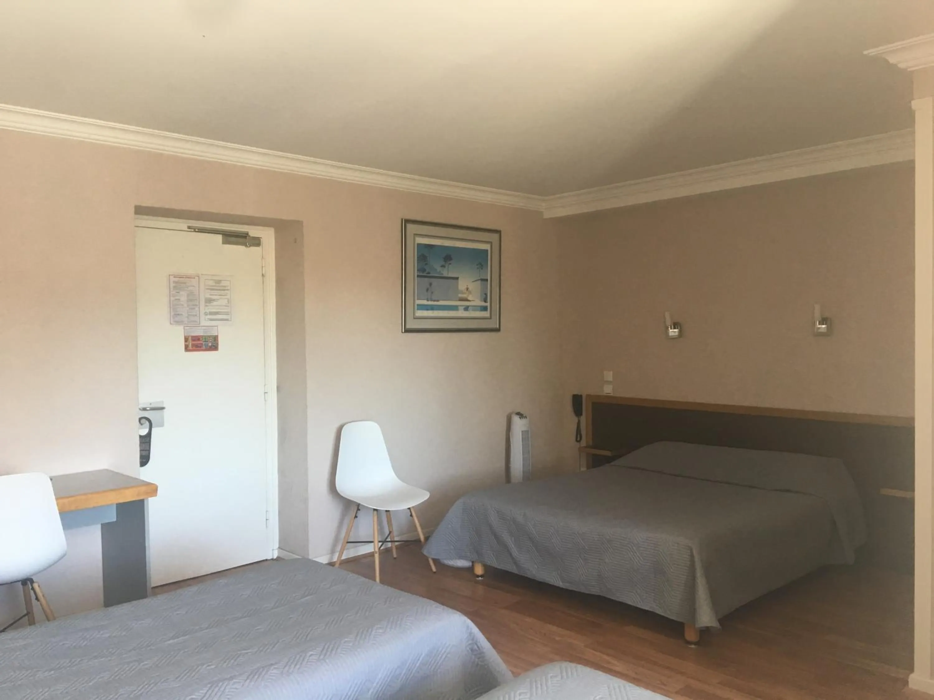 Superior Quadruple Room in Hotel Val De Saone Lyon Caluire Rillieux