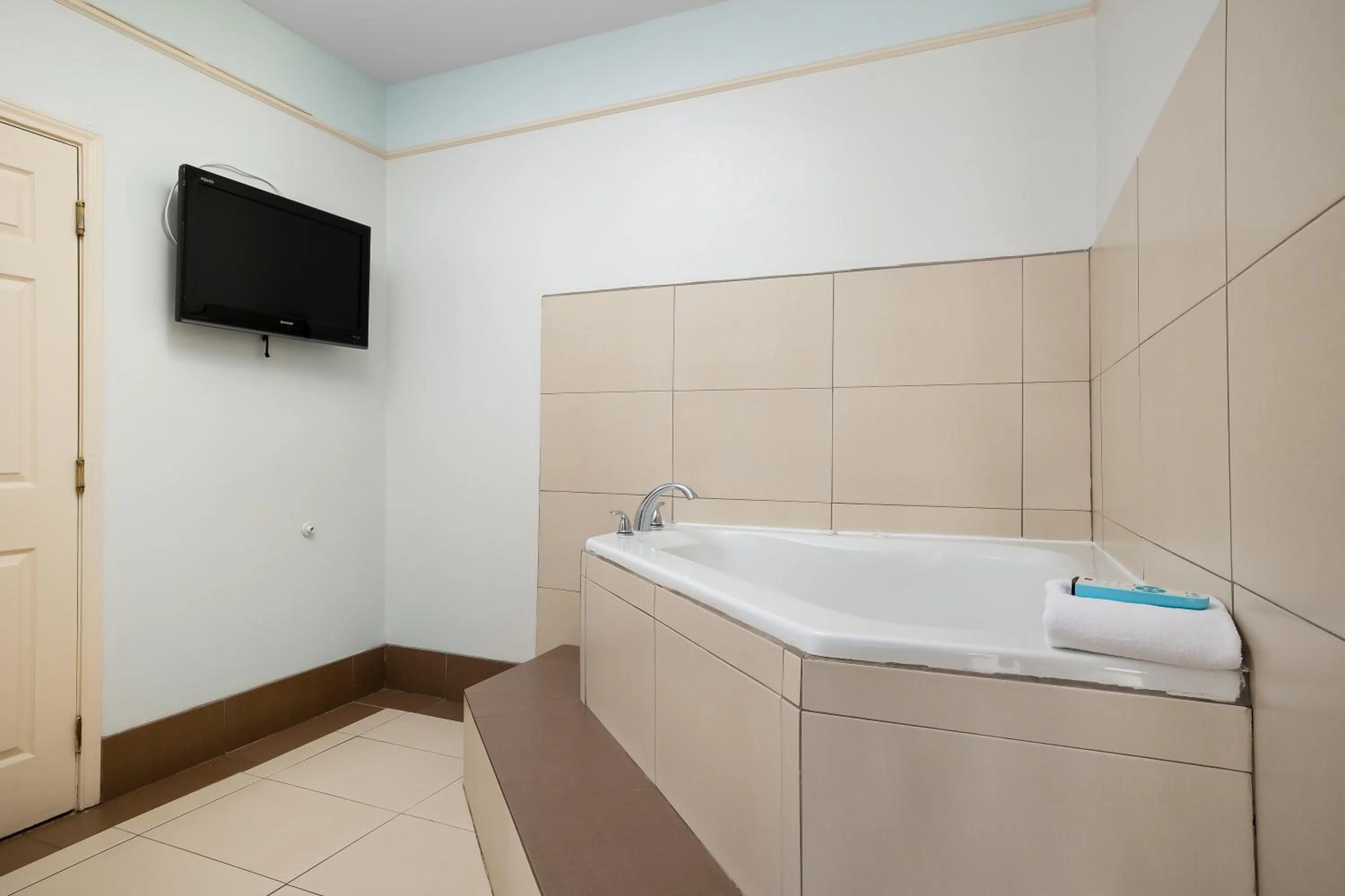 King Room with Spa Bath in Sand Rose Beach Resort