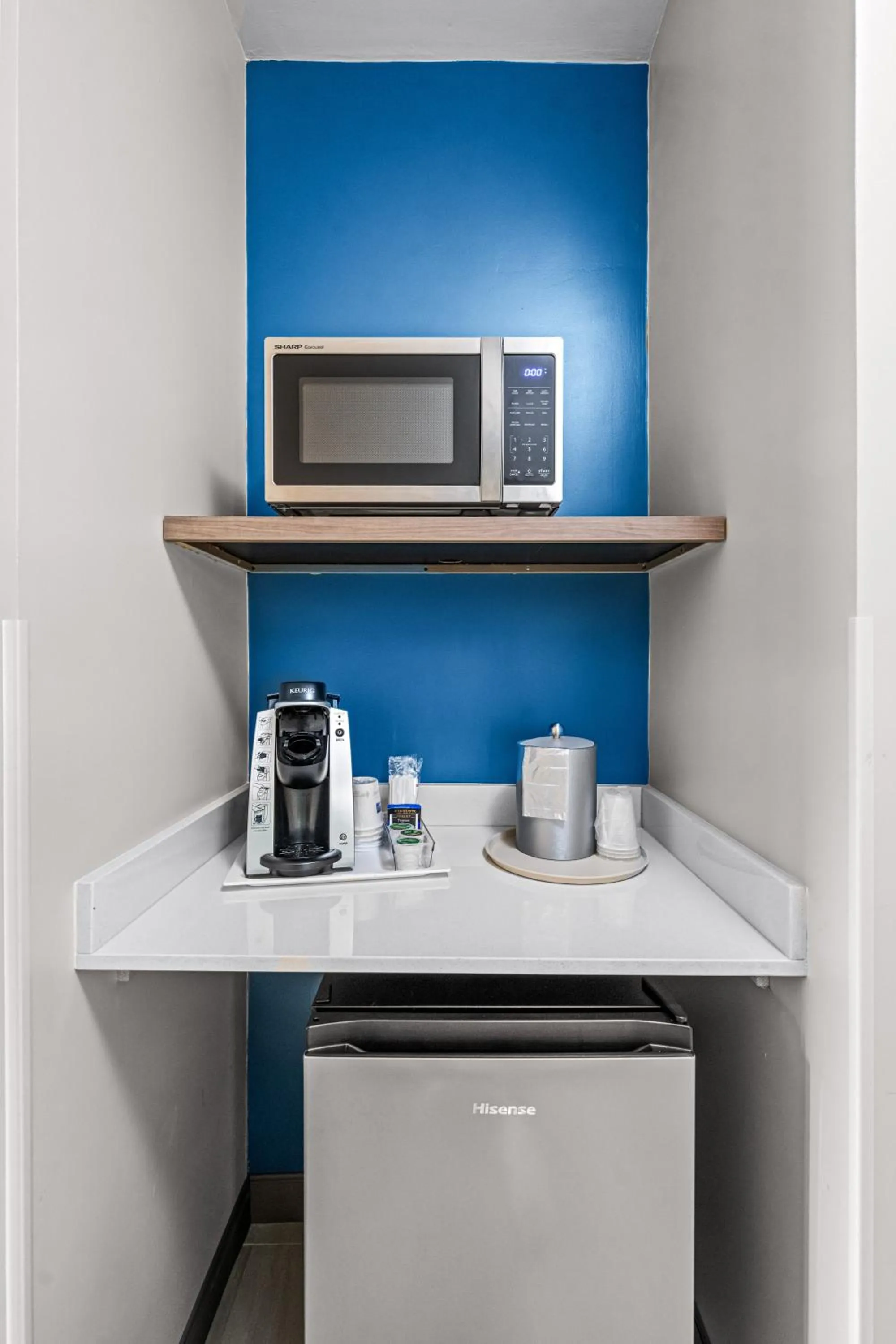 Standard Room with Two Queen Beds in Holiday Inn Express & Suites Carneys Point - Pennsville by IHG