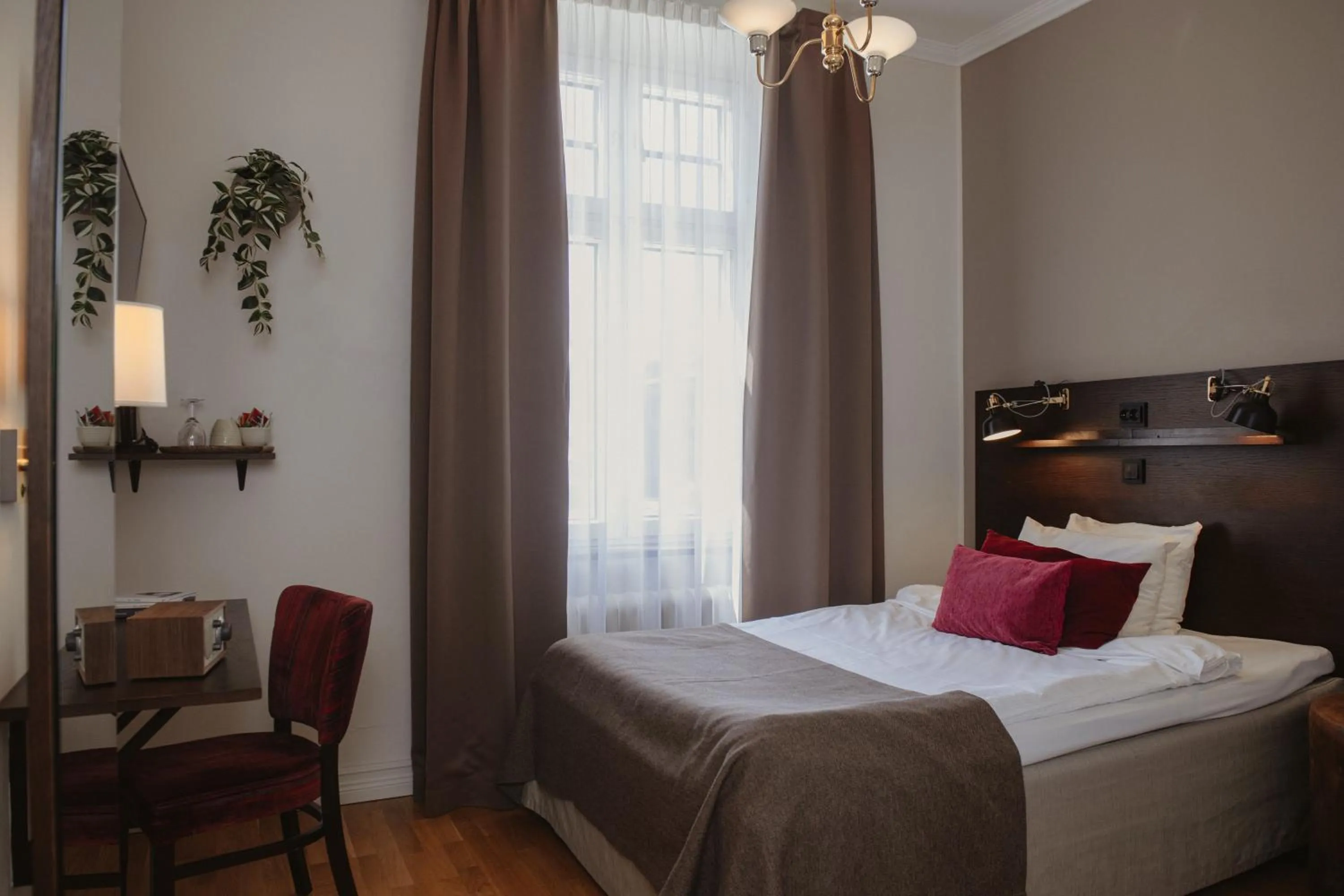 Compact Single in Home Hotel Drott