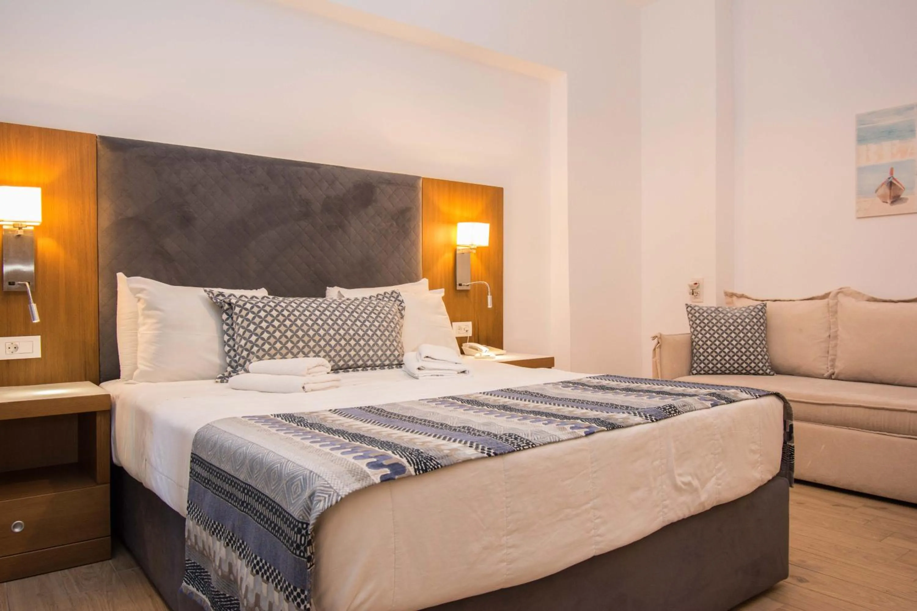 Deluxe Double with Jet Tub in Yianna Caravel Suites "by Checkin" adults only