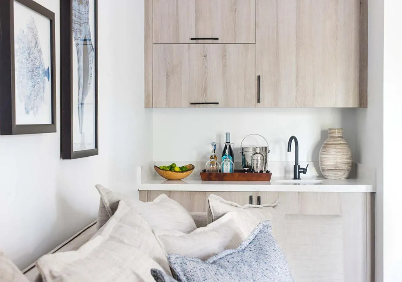 One-Bedroom Suite with Garden View in Parrot Key Hotel & Villas