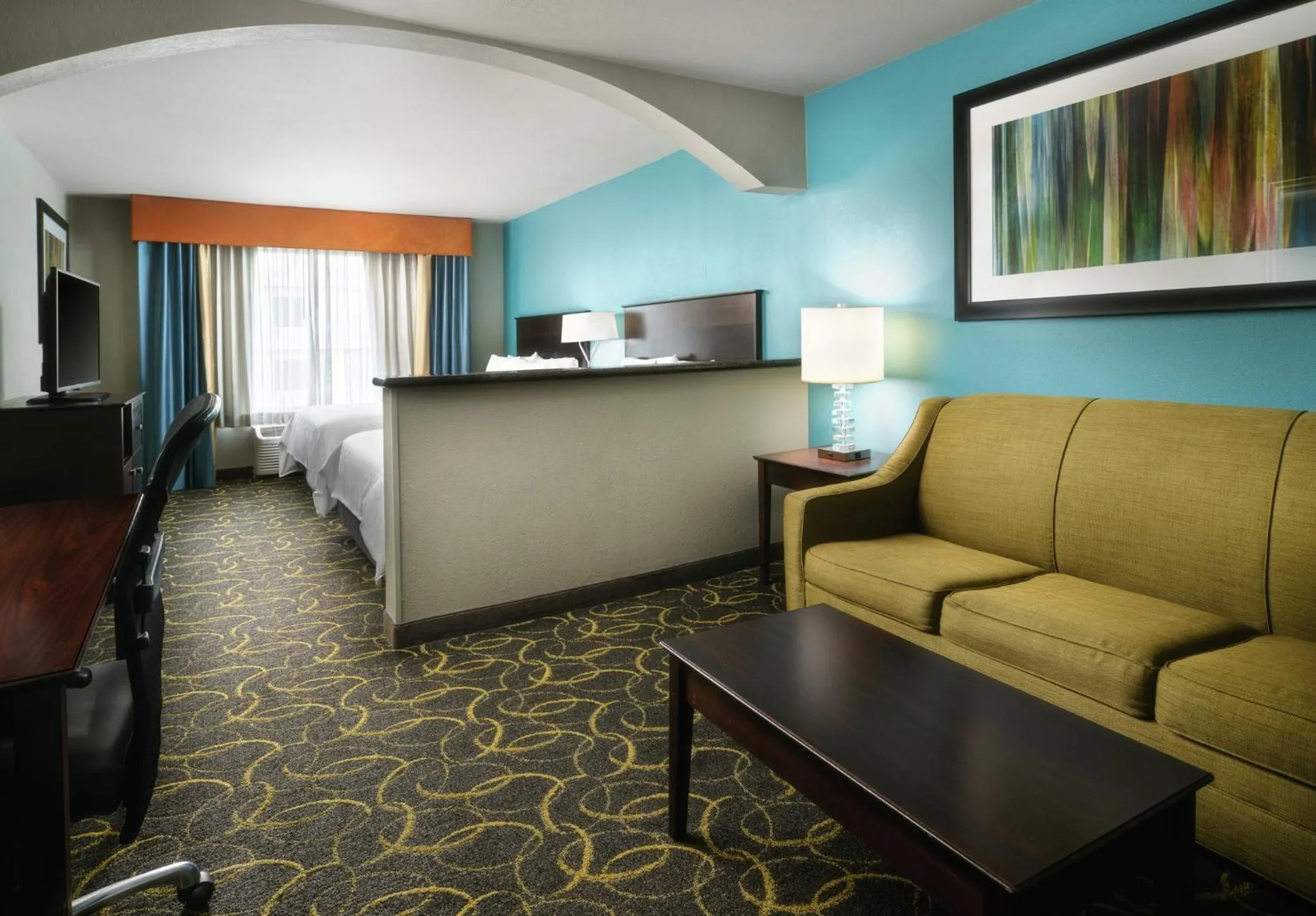 Queen Suite with Two Queen Beds and Sofa Bed in Holiday Inn Express Hotel and Suites DFW-Grapevine by IHG