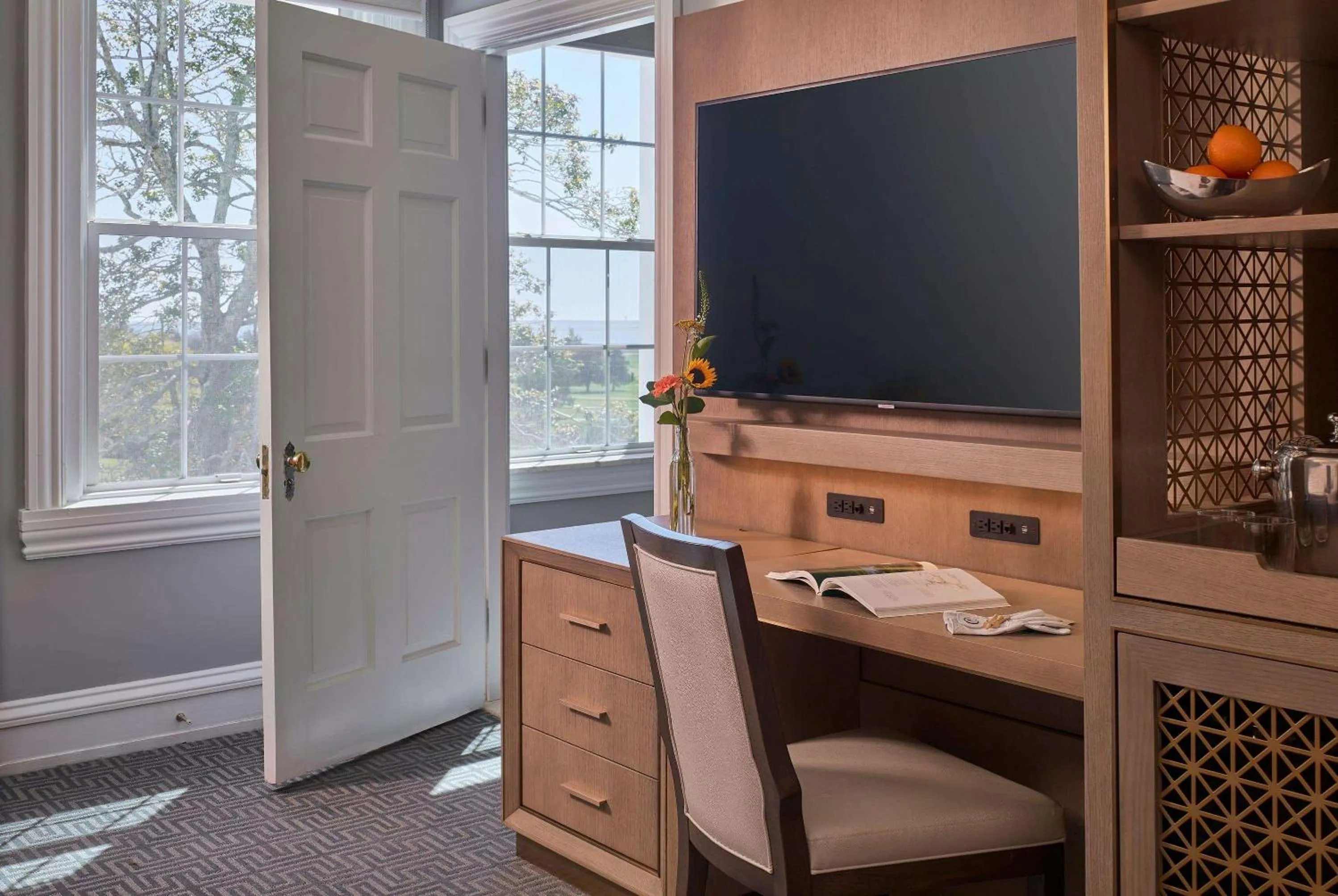 Deluxe King Room - Accessible  in Seaview, A Dolce Hotel