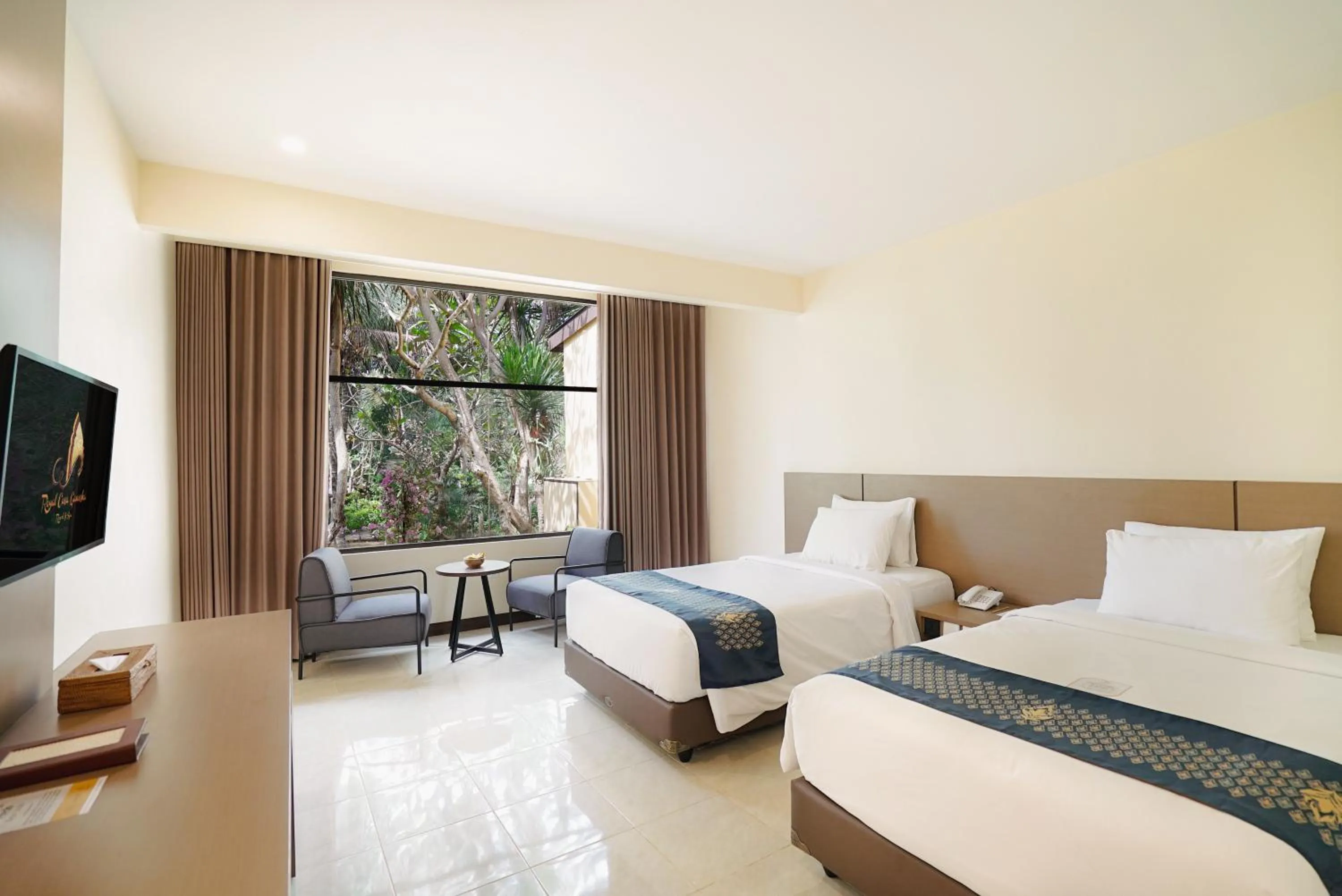 Twin Room with Garden View in Royal Casa Ganesha