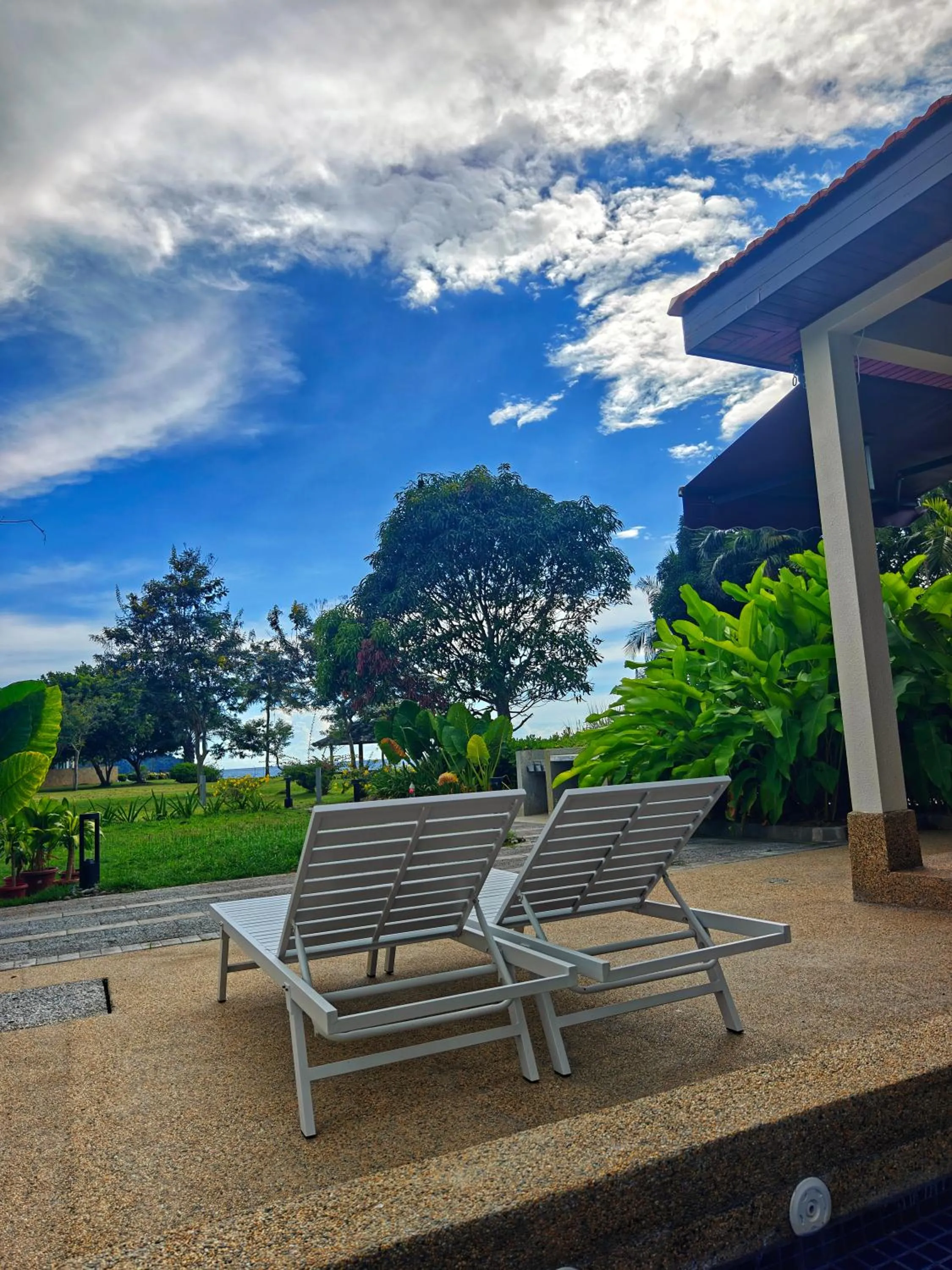 Villa with Sea View in Sabah Beach Villas & Suites