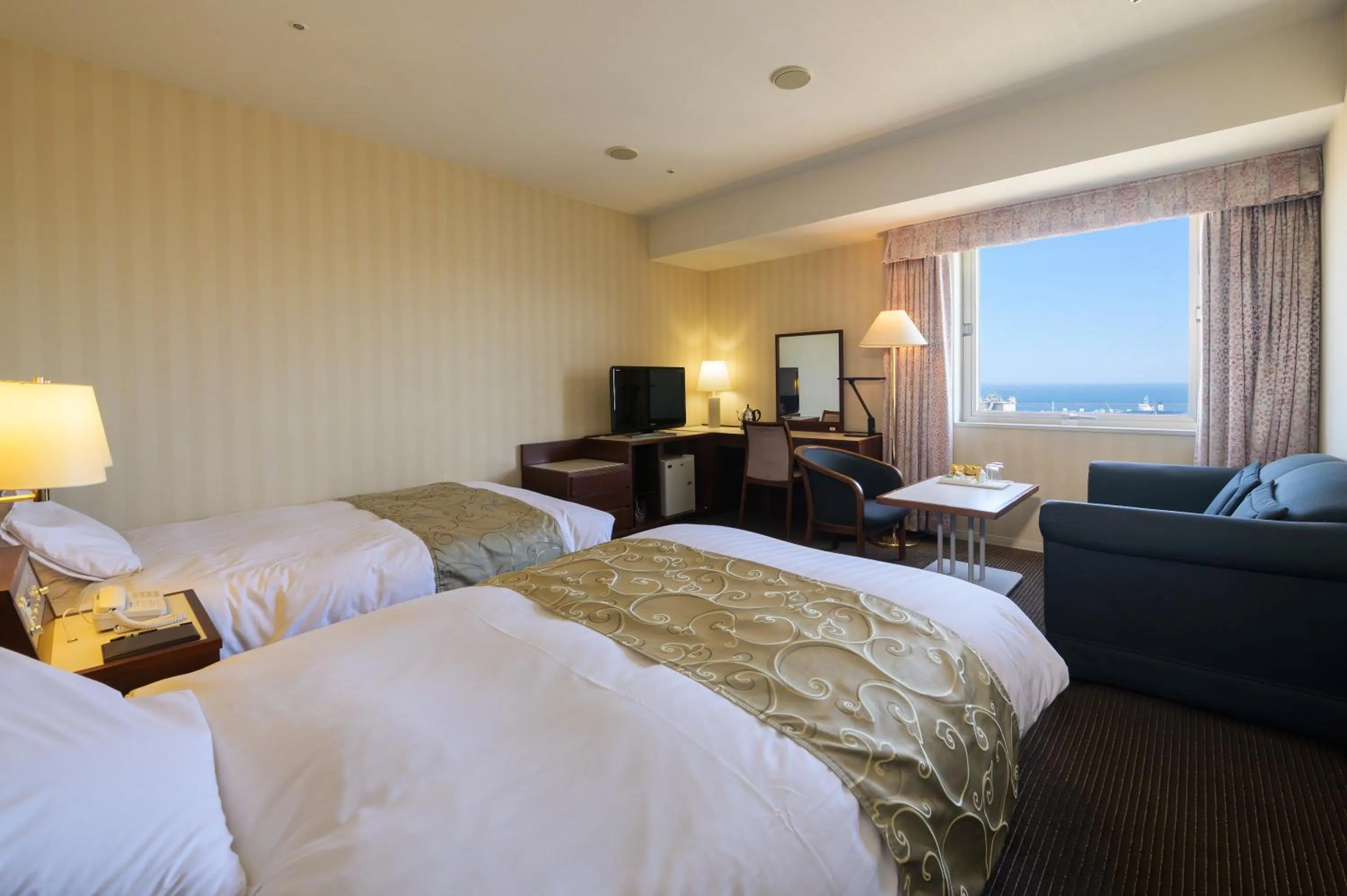 Twin Room with Sea View - single occupancy - Non-Smoking in Hotel Aomori