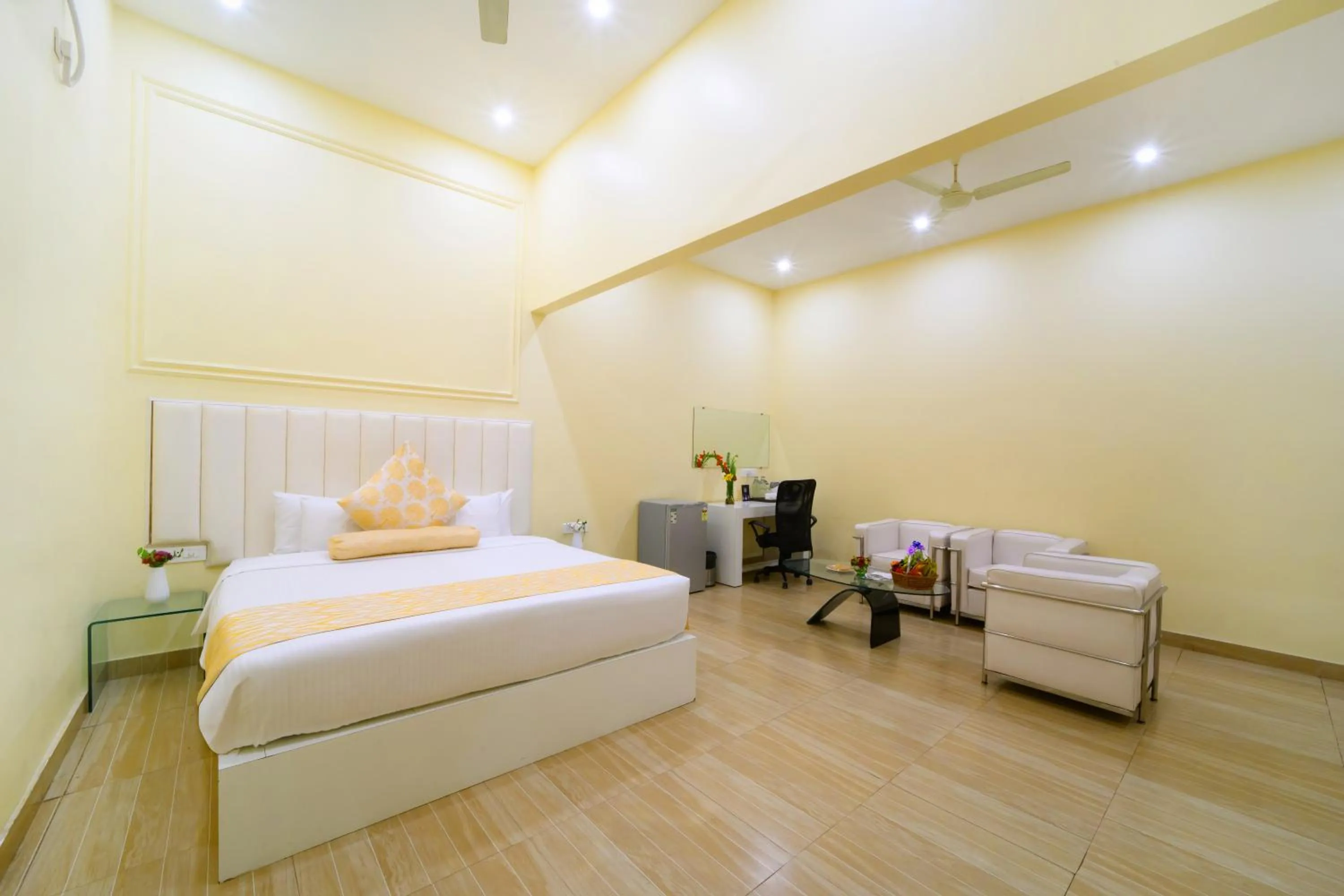 Junior Suite - single occupancy in Sinclairs Burdwan
