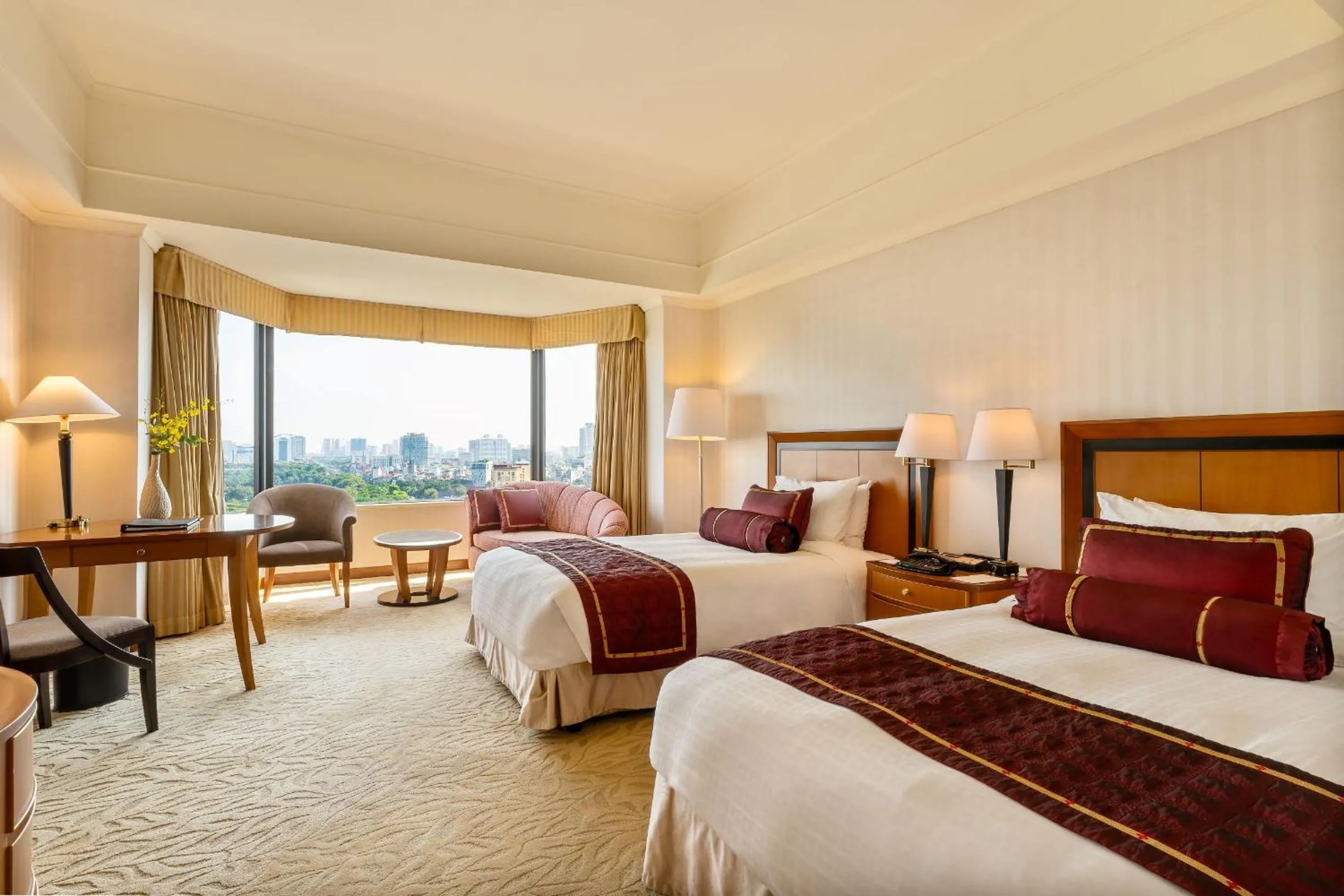 Executive Twin Smoking - single occupancy in Hôtel du Parc Hanoï