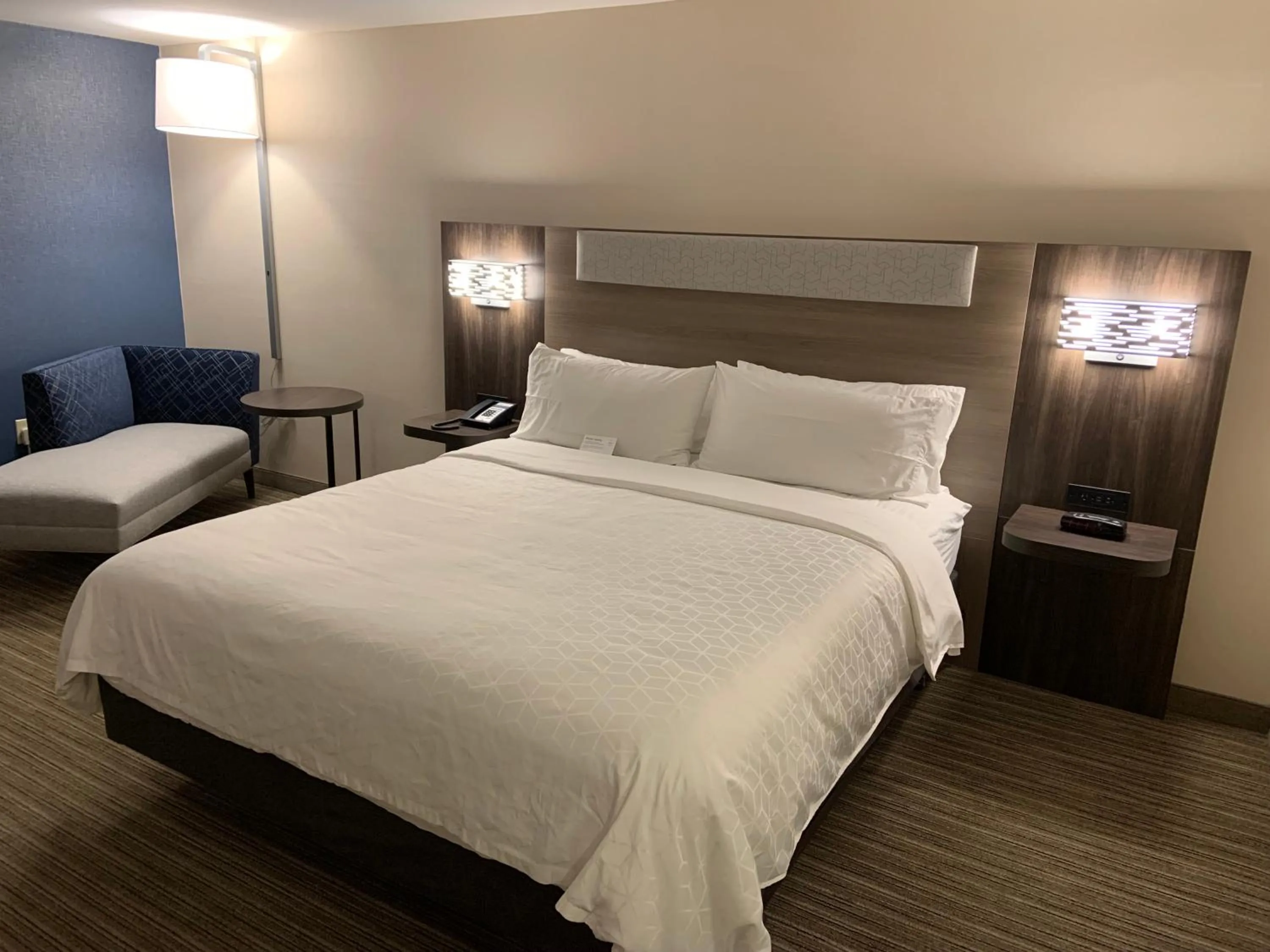 Standard King Room in Holiday Inn Express Hotel & Suites Hermosa Beach by IHG