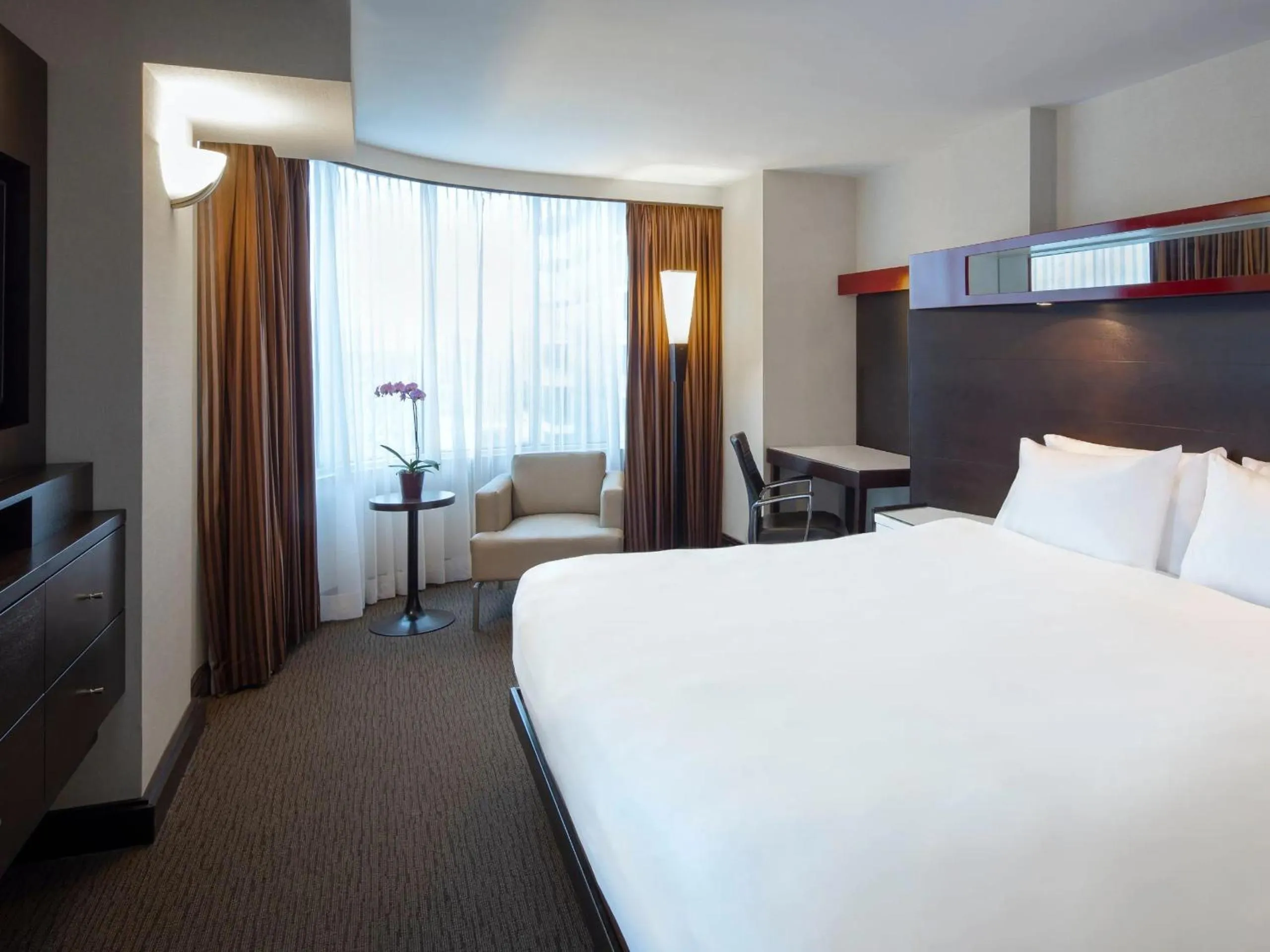 King Room in Hyatt Regency Toronto