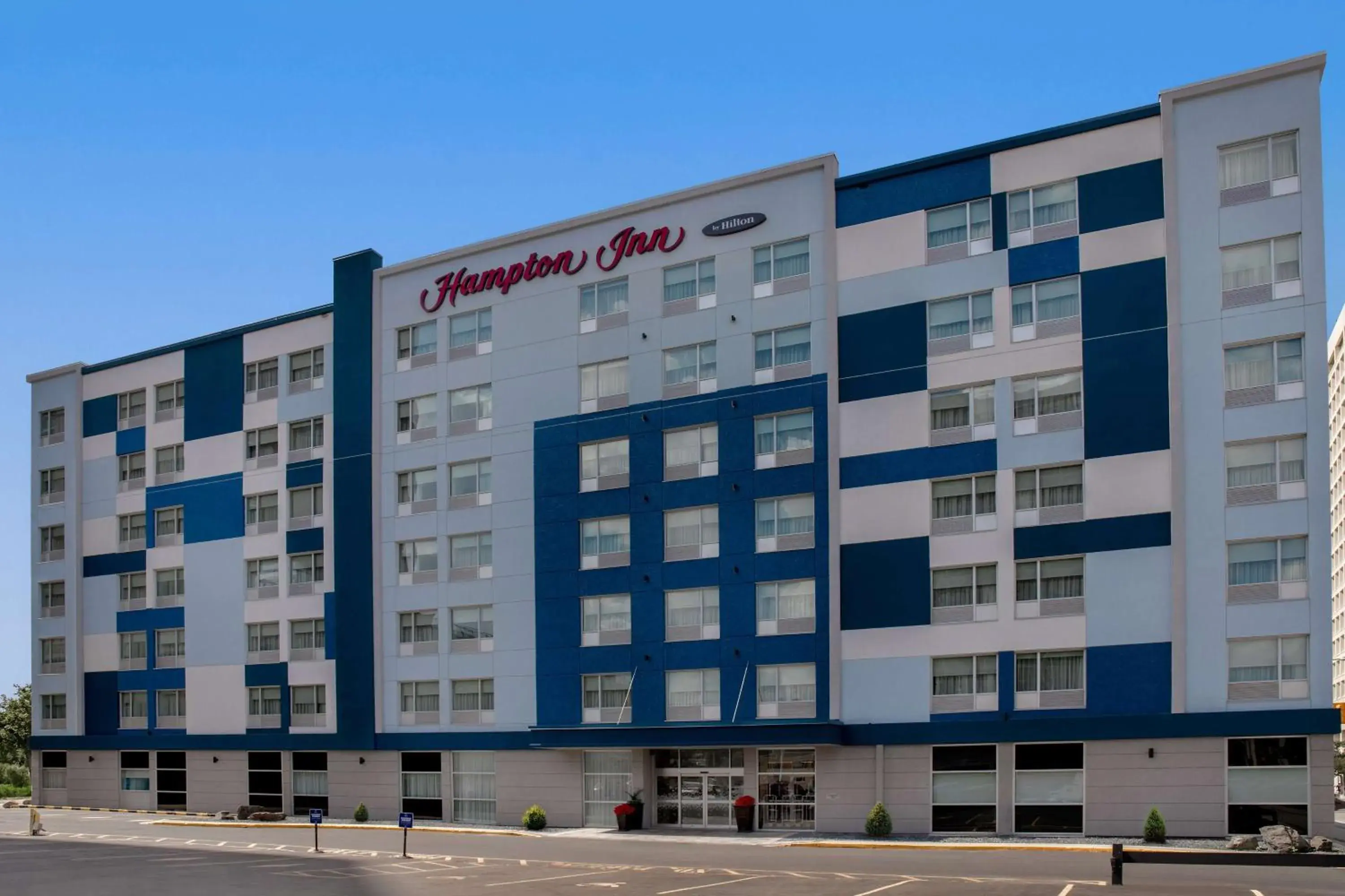 Hampton Inn By Hilton Winnipeg Downtown Hampton Inn By Hilton Winnipeg Downtown