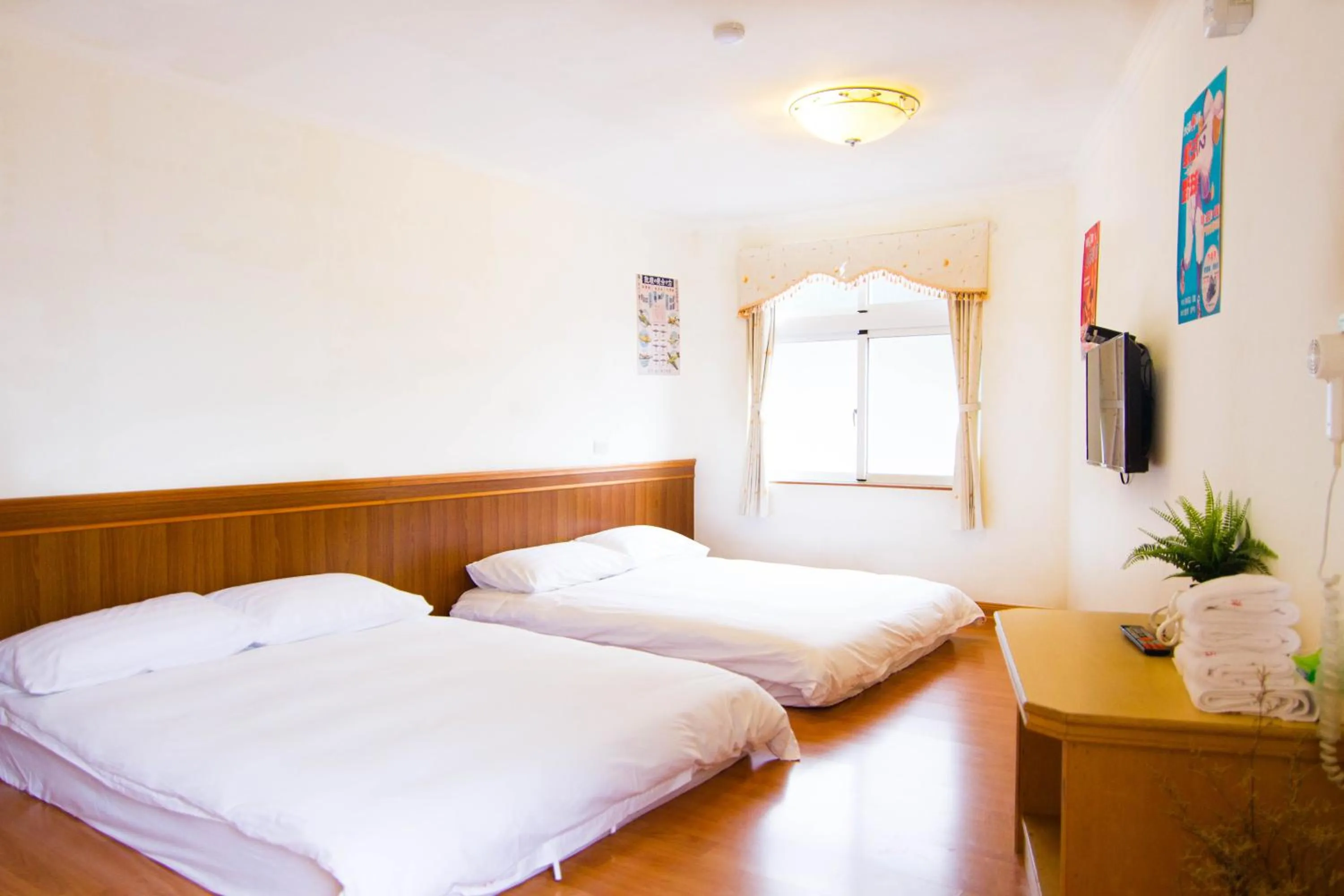 Comfort Quadruple Room in Yahu Hotel