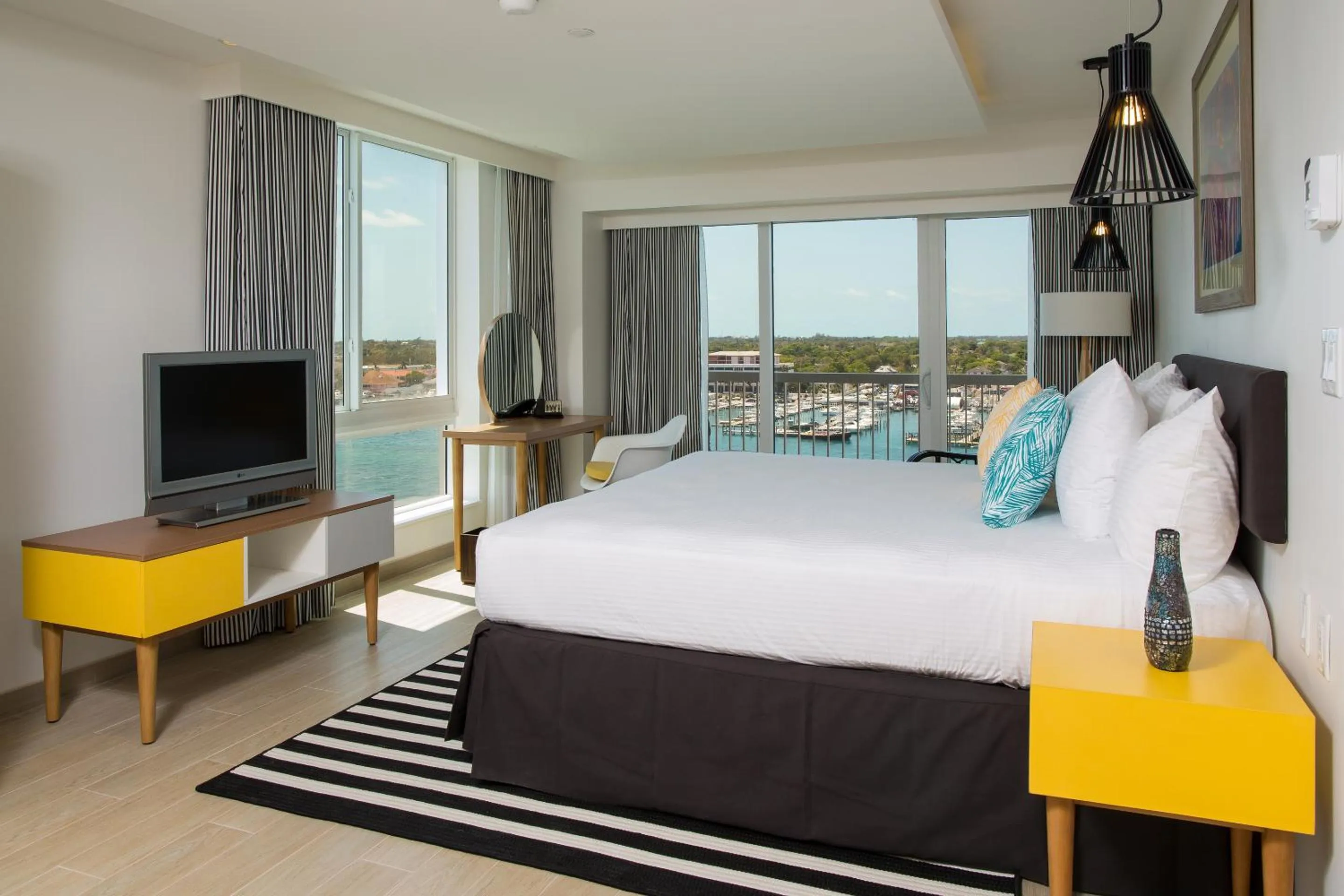 One Bedroom Harbor Front Suite King - single occupancy in Warwick Paradise Island Bahamas - All Inclusive - Adults Only