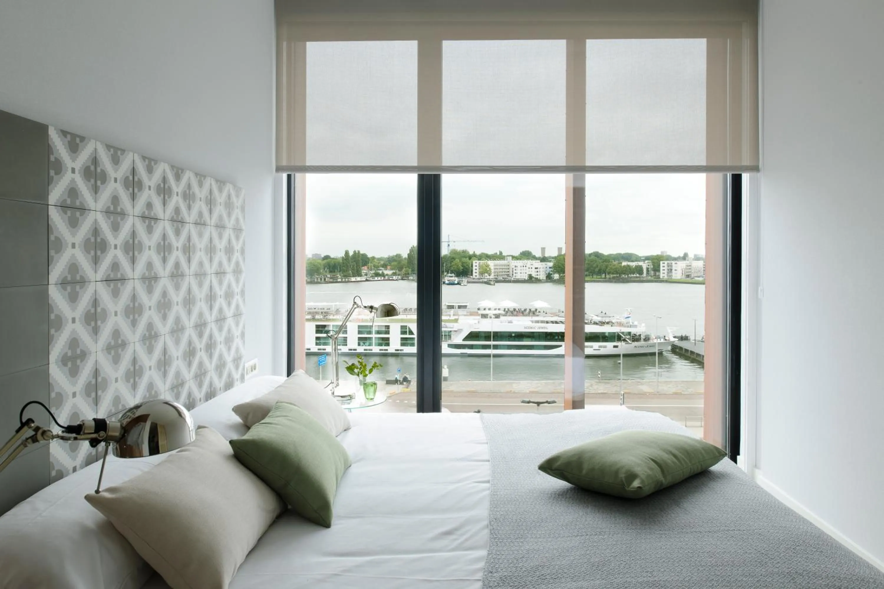 Two-Bedroom Apartment with River View in Eric Vökel Boutique Apartments - Amsterdam Suites