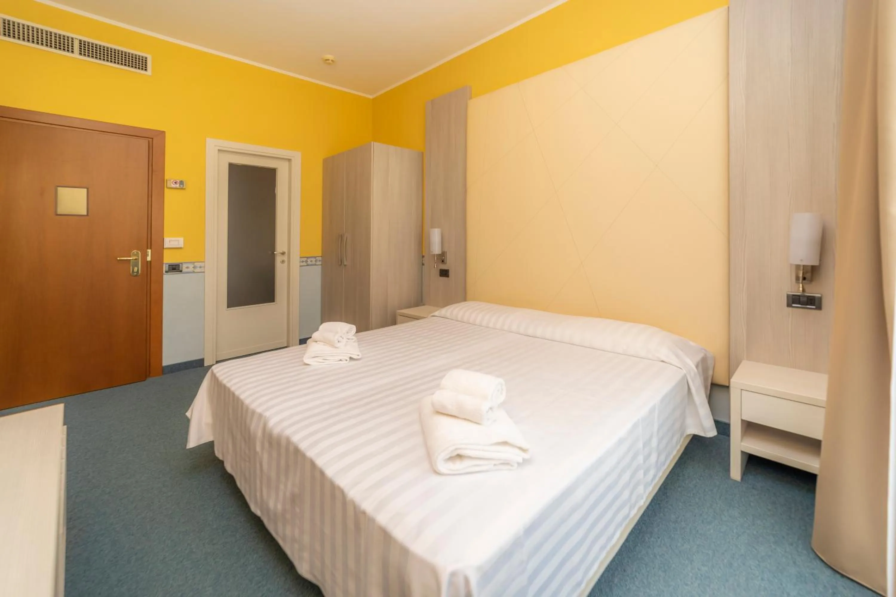 Double or Twin Room in Hotel Della Torre