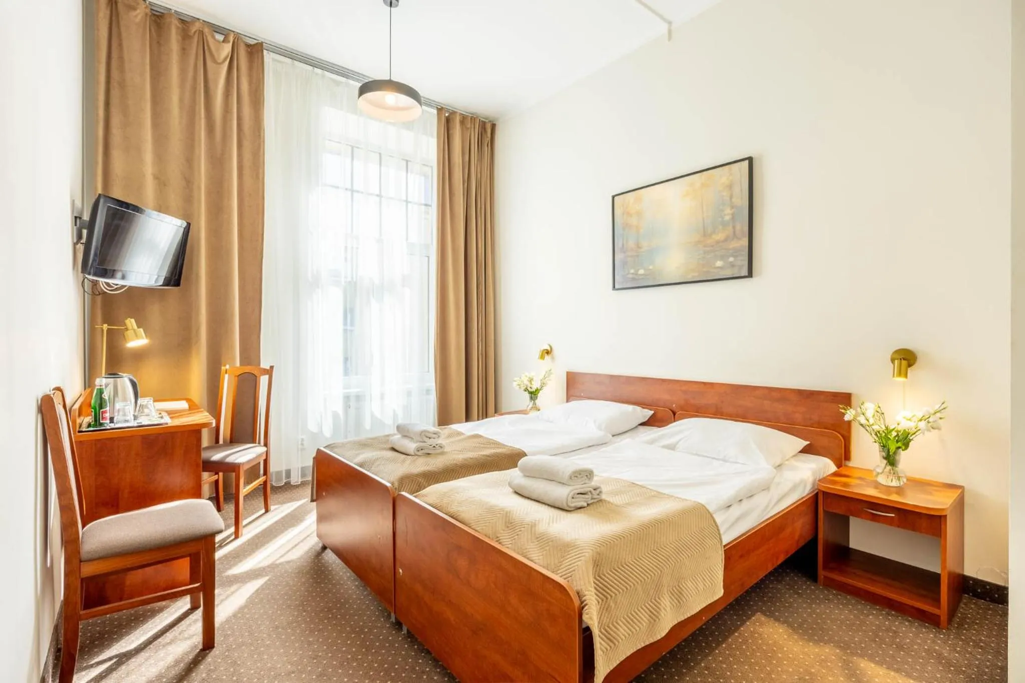 Twin Room in Hotel Lothus