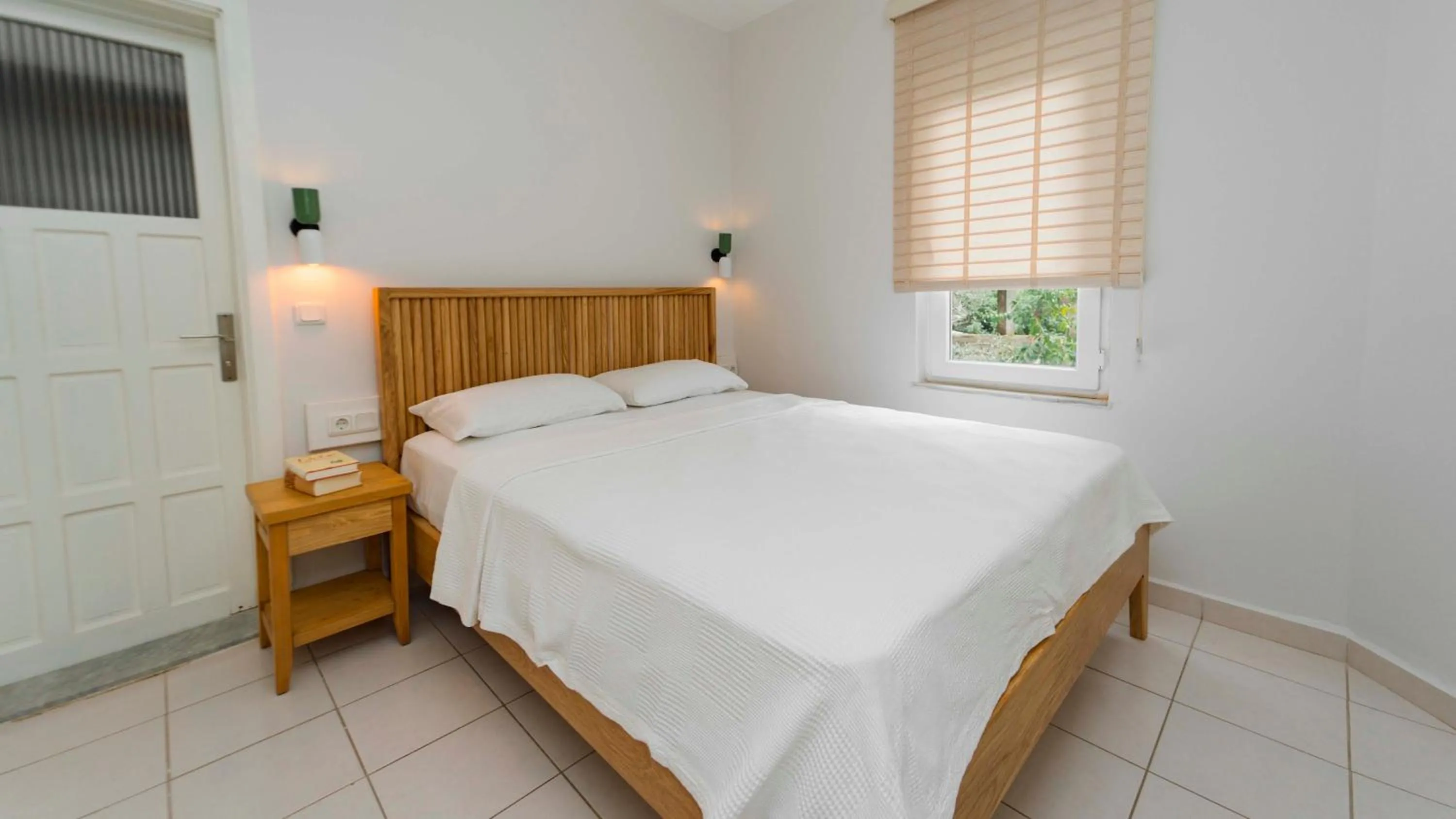 Deluxe Double or Twin Room - single occupancy in Golden Lighthouse Hotel