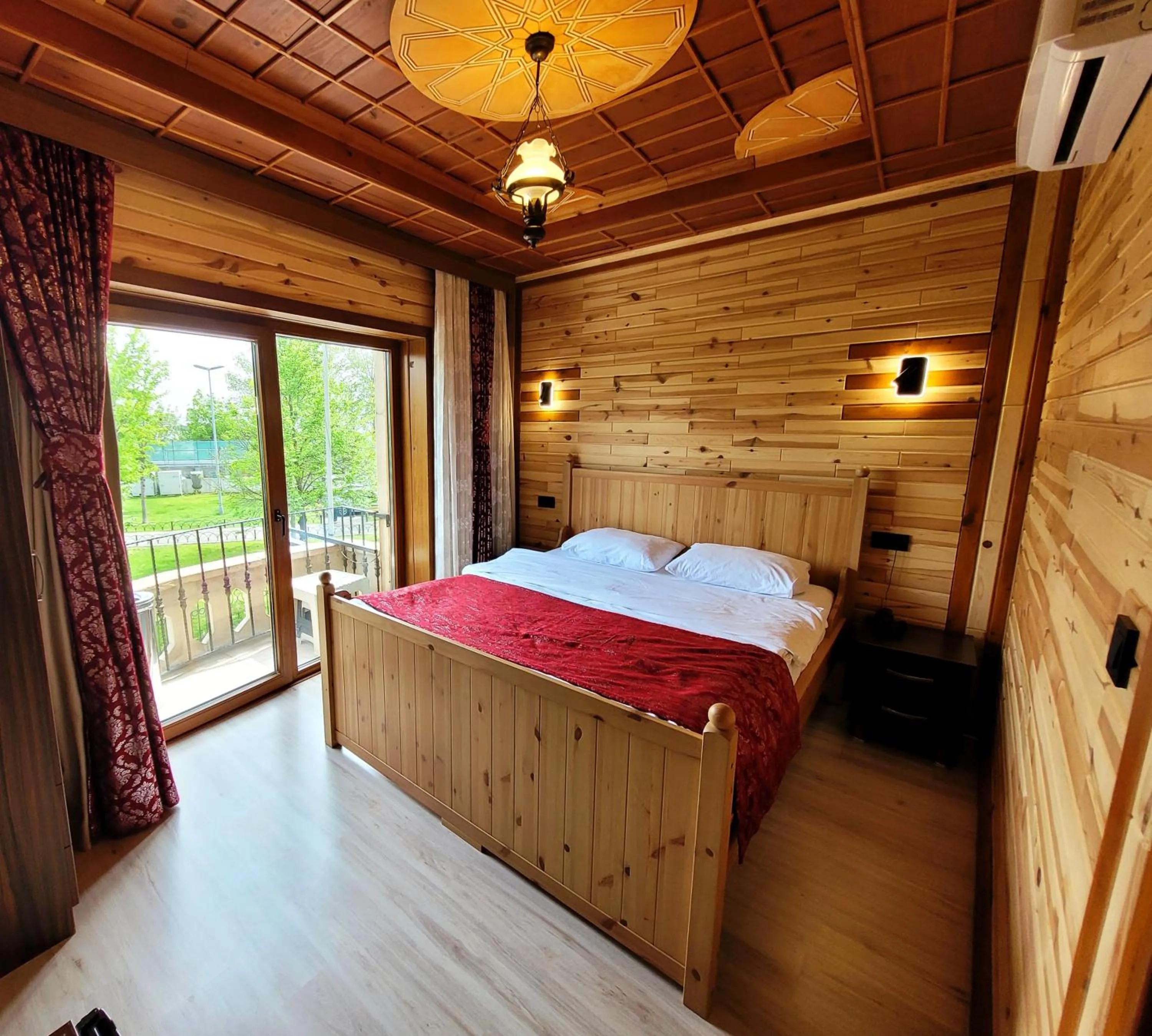 Standard Single Room - single occupancy in Saruhan Hotel