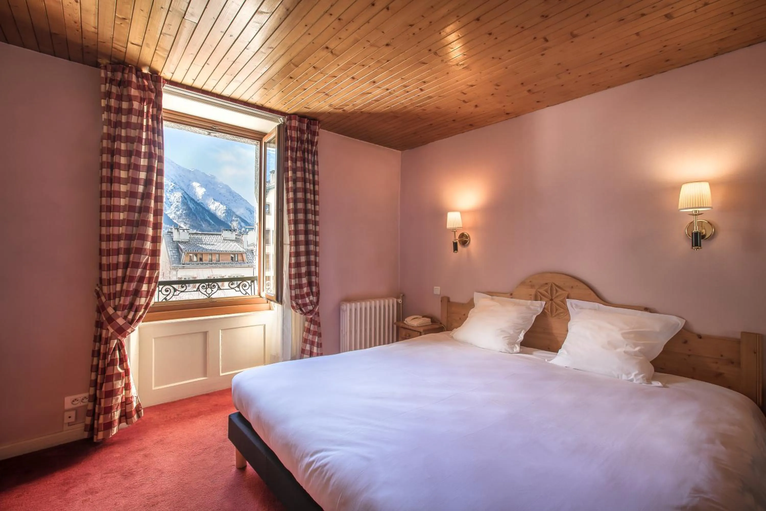 Mont-Blanc Room (3 Adults) in La Croix Blanche